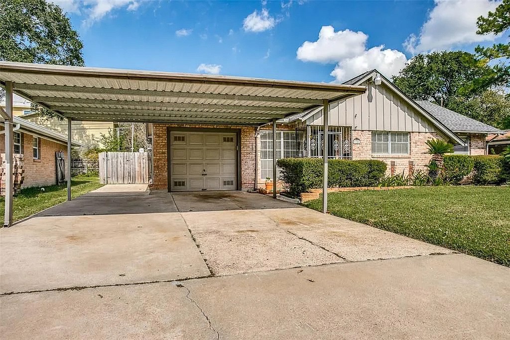 2322 Ansbury Drive Property Photo 21