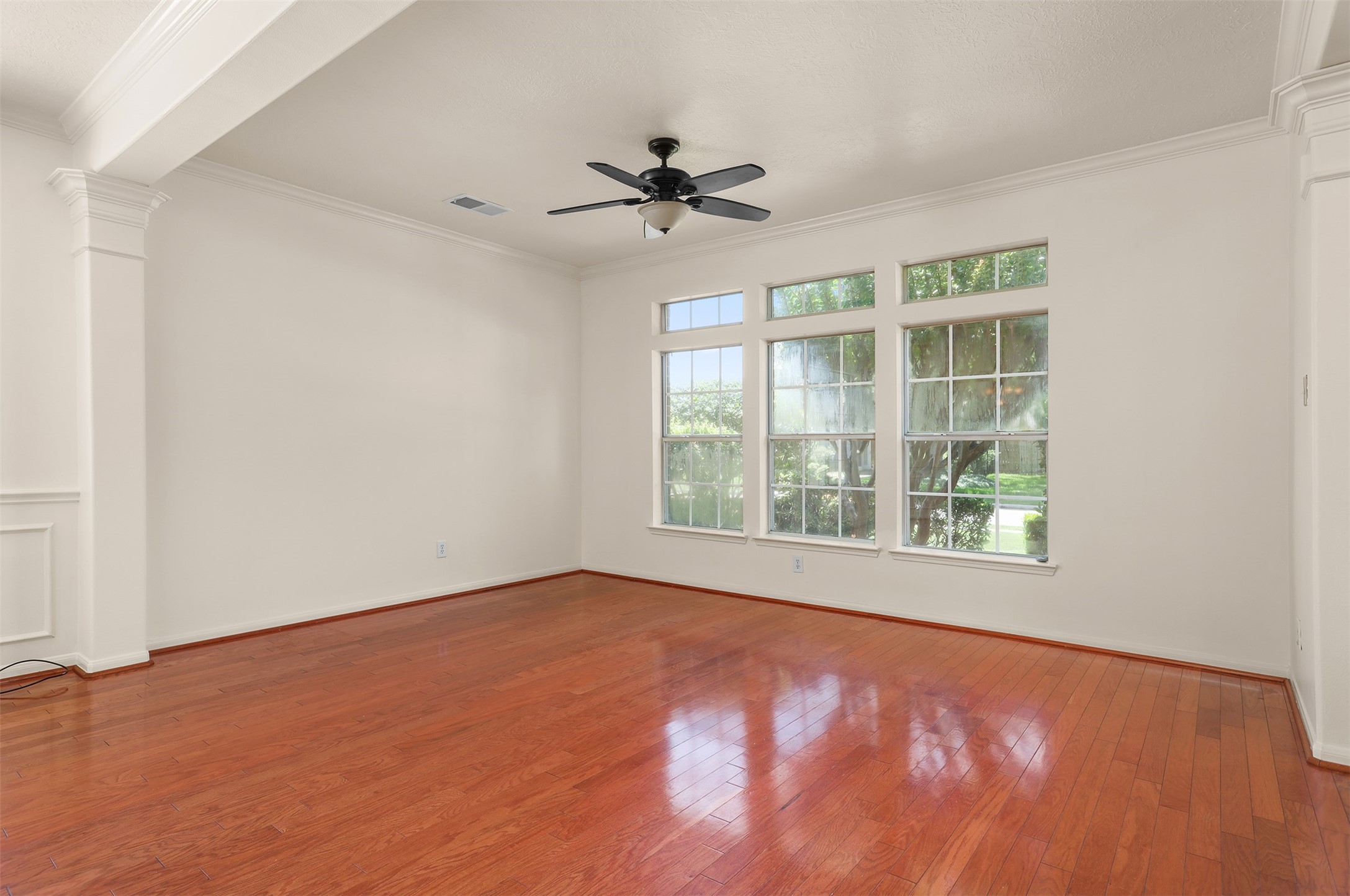 1607 Orlando Street Property Photo 6