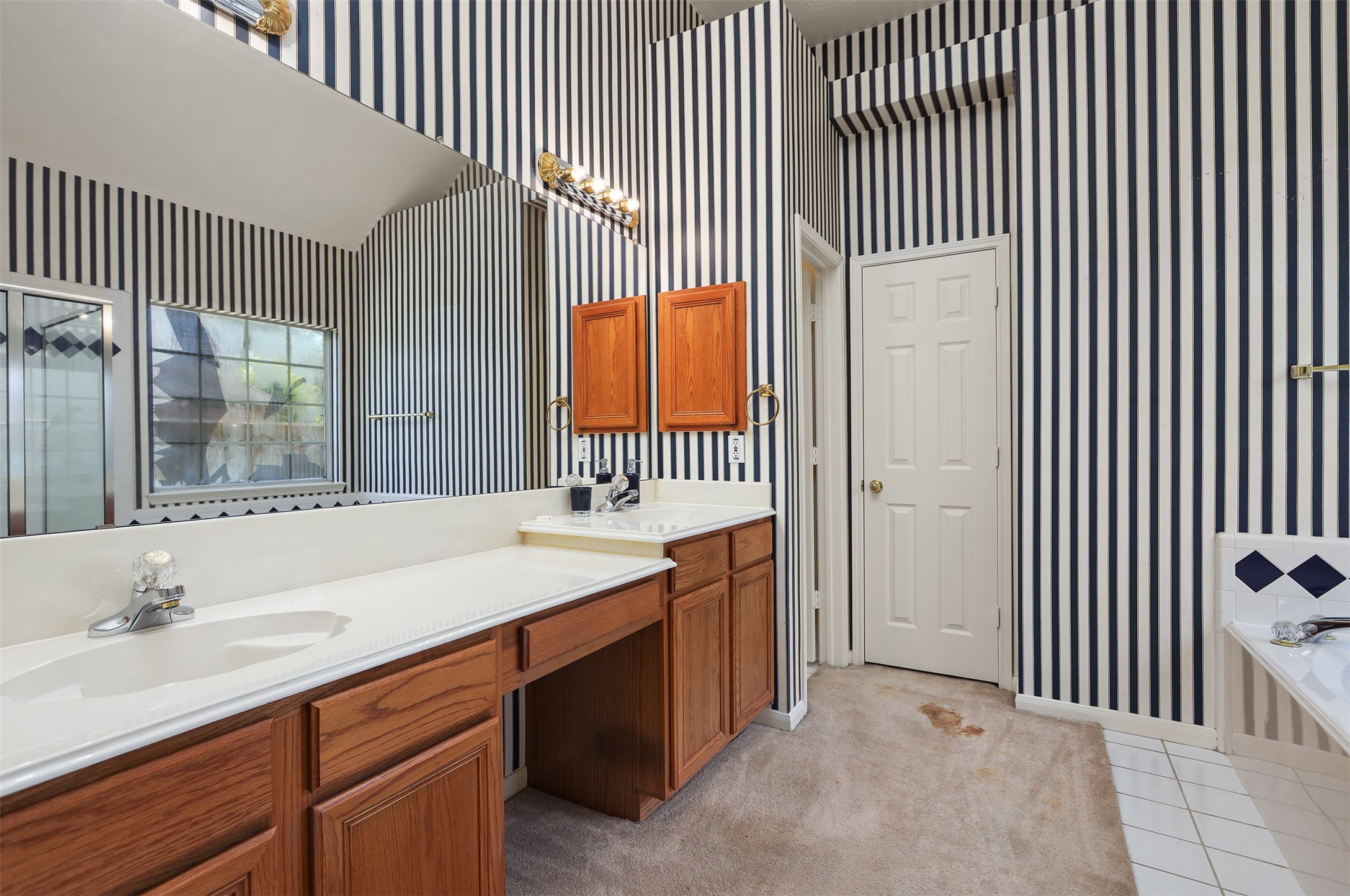 1607 Orlando Street Property Photo 20