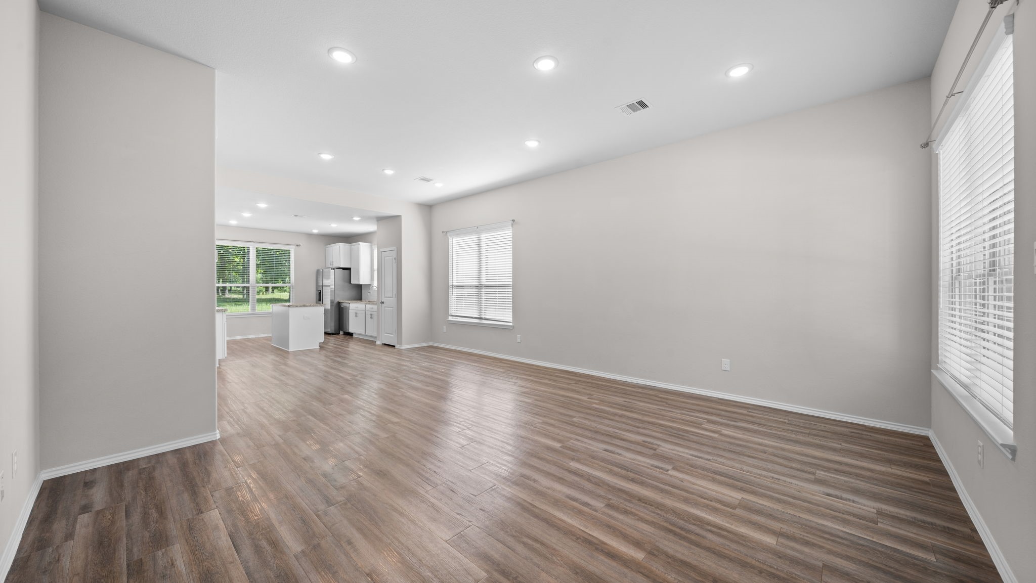 18140 Mail Route Road Property Photo 4