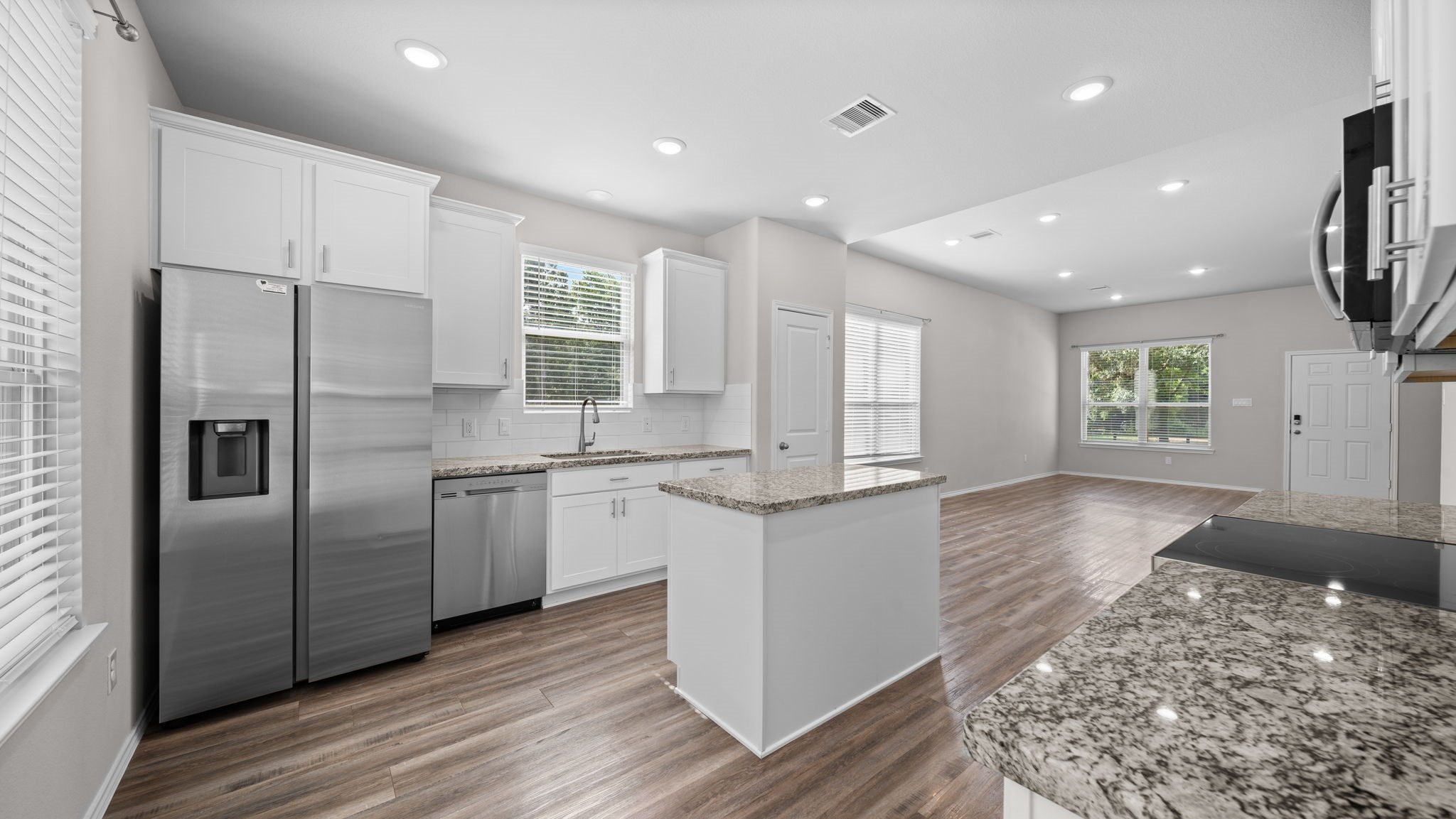 18140 Mail Route Road Property Photo 10