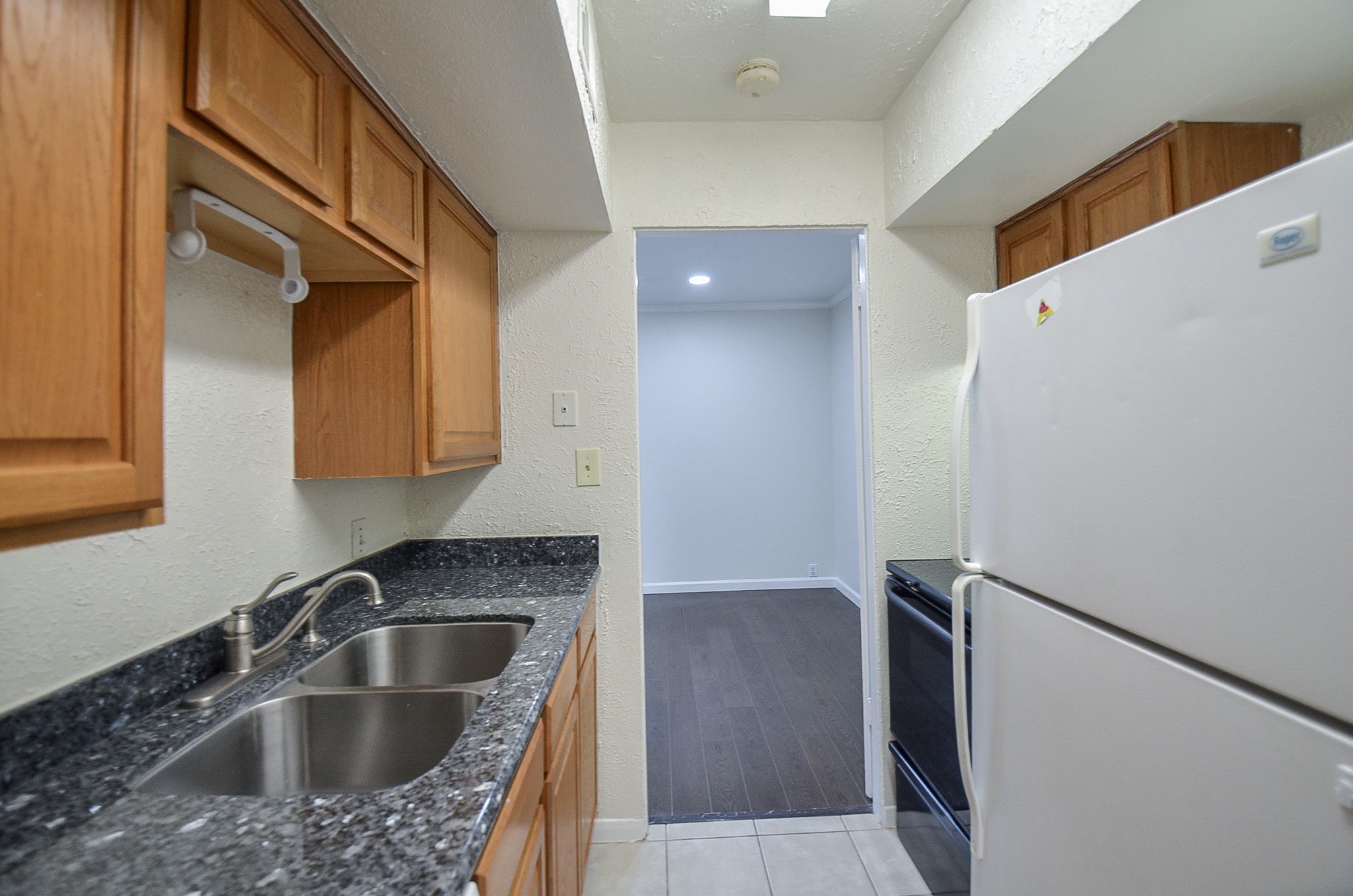 2121 Fountain View Drive D50 Property Photo 2