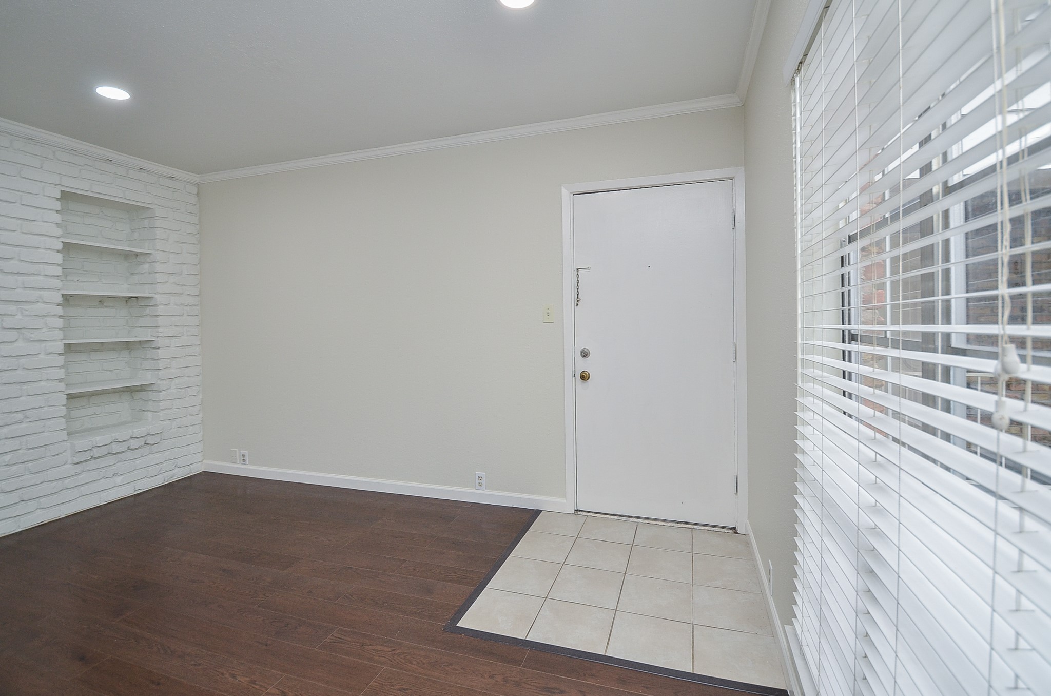 2121 Fountain View Drive D50 Property Photo 10