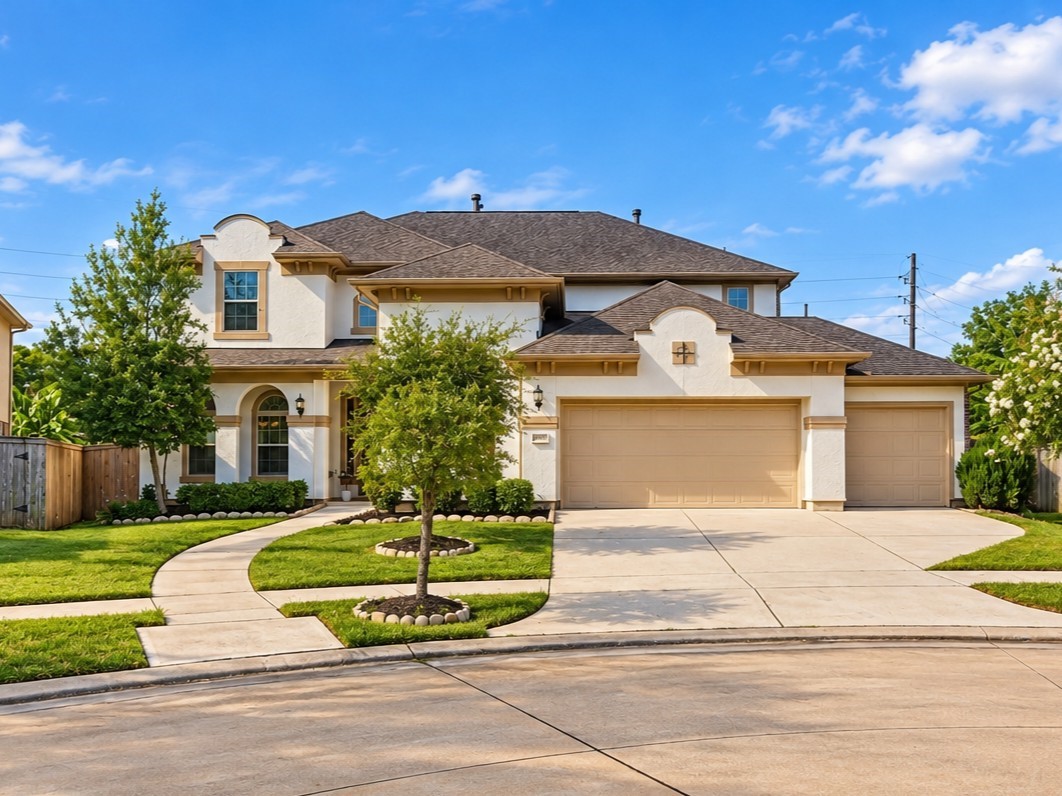 6639 Brady Springs Lane Property Photo 2