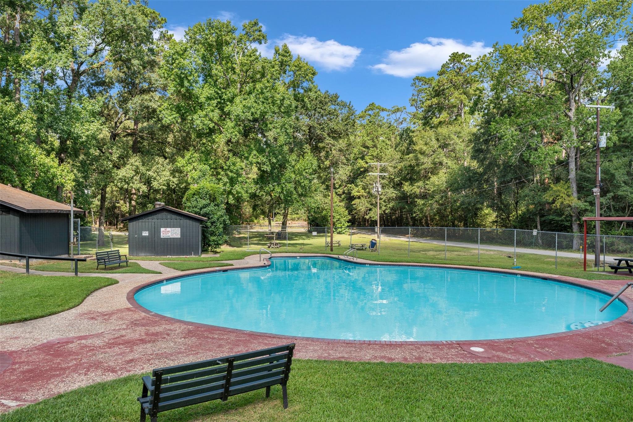 15693 Aspen Drive Property Photo 3
