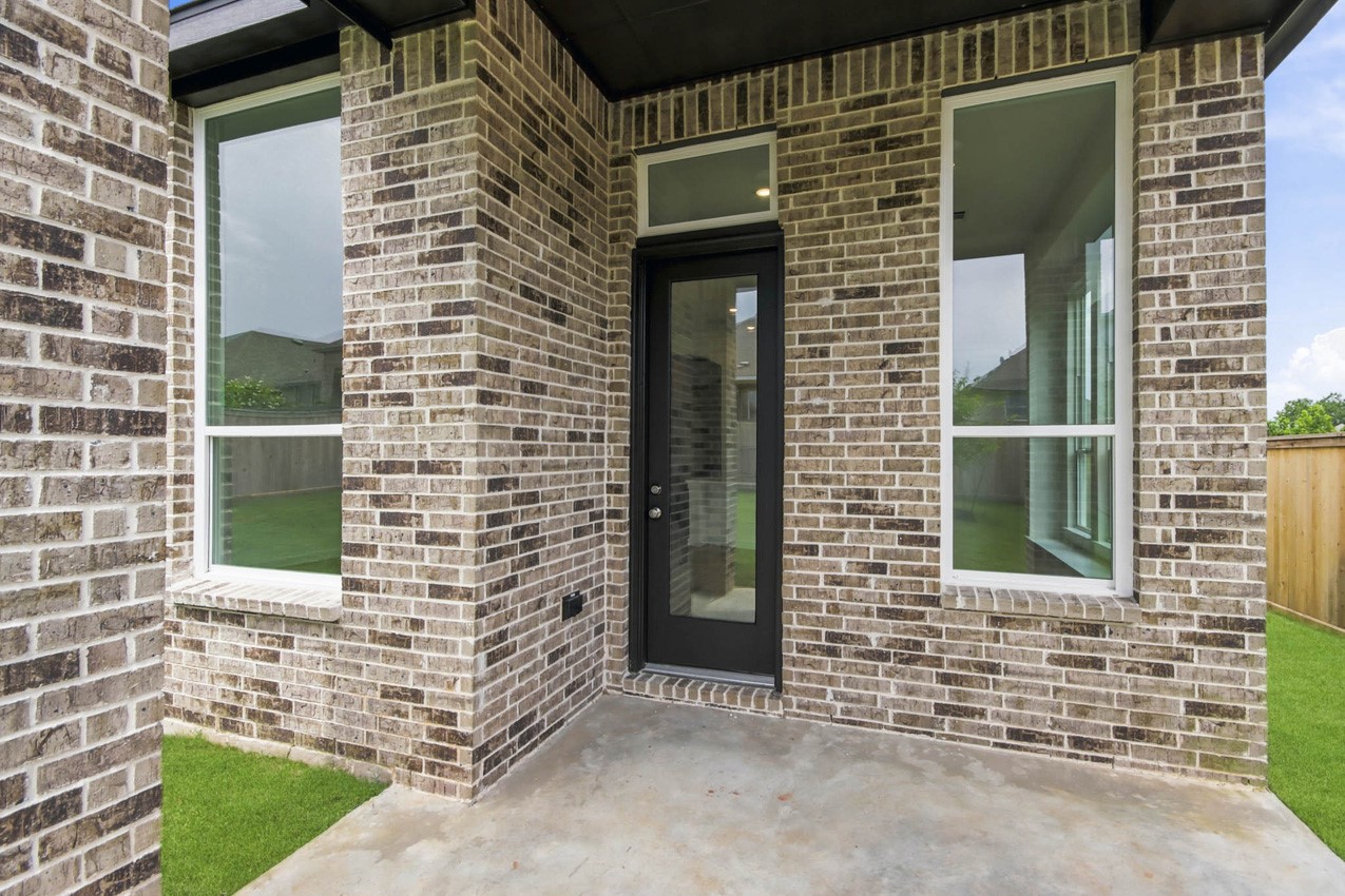 27120 Wrangler Way Drive Property Photo 15