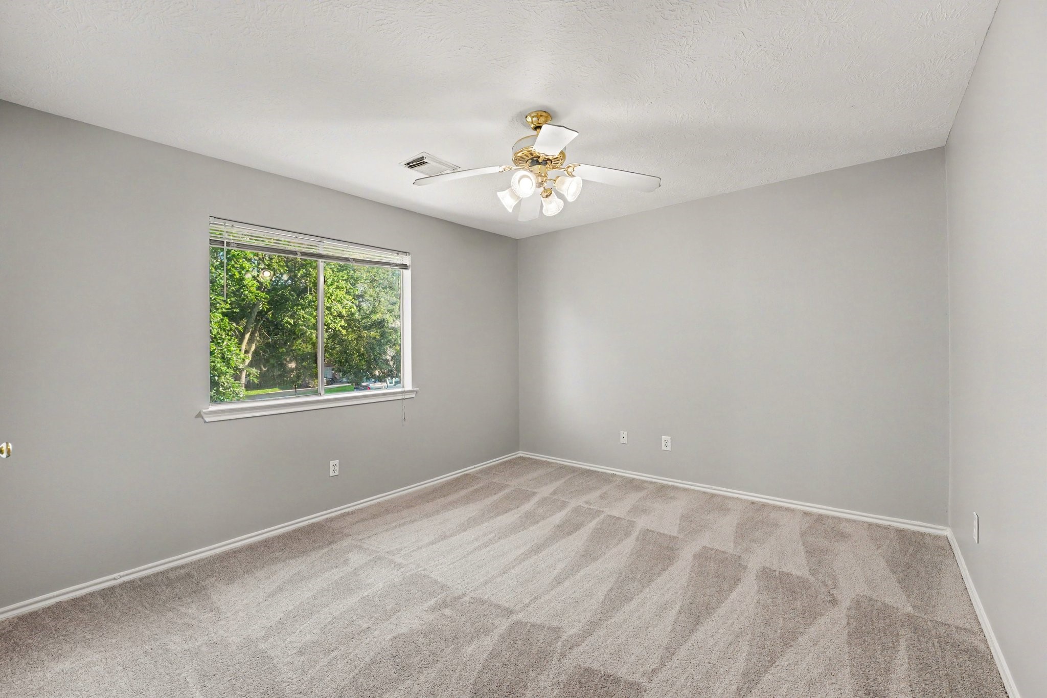 5402 Timbers Quail Drive Property Photo 21