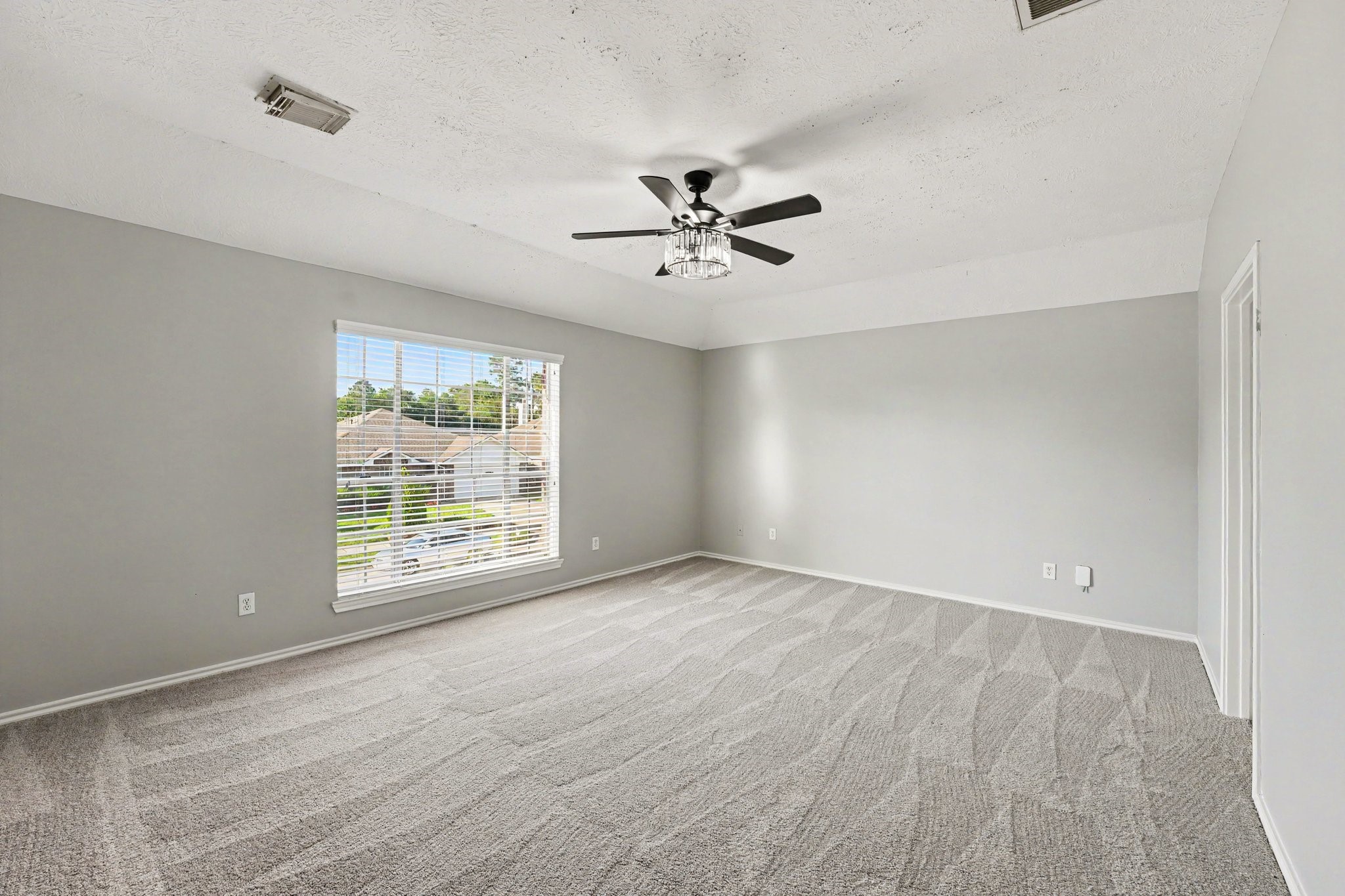 5402 Timbers Quail Drive Property Photo 23
