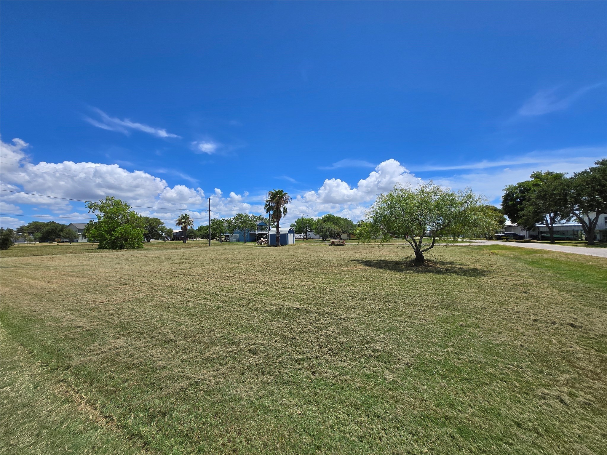 937 Bayview Drive Property Photo 10