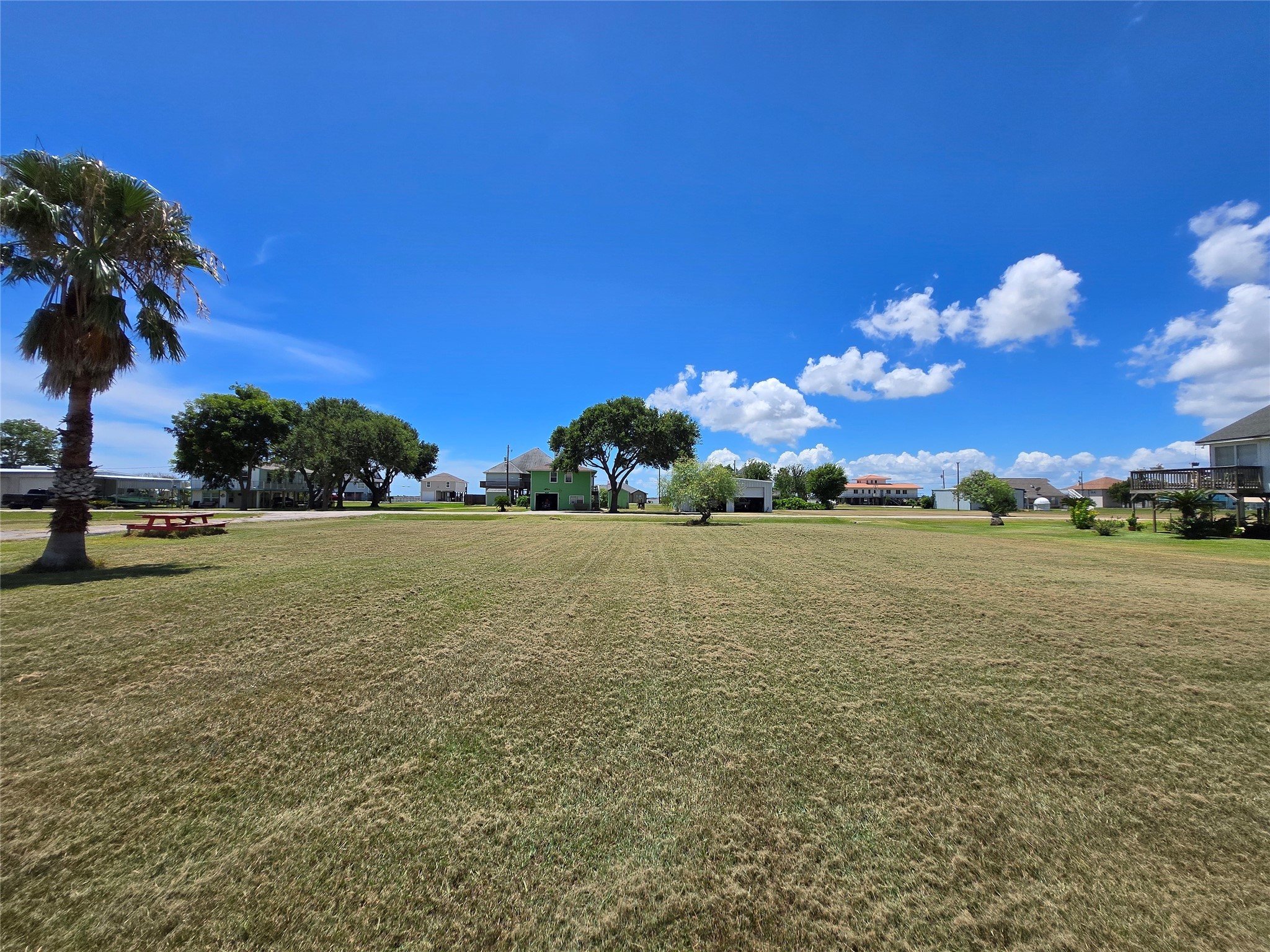 937 Bayview Drive Property Photo 14
