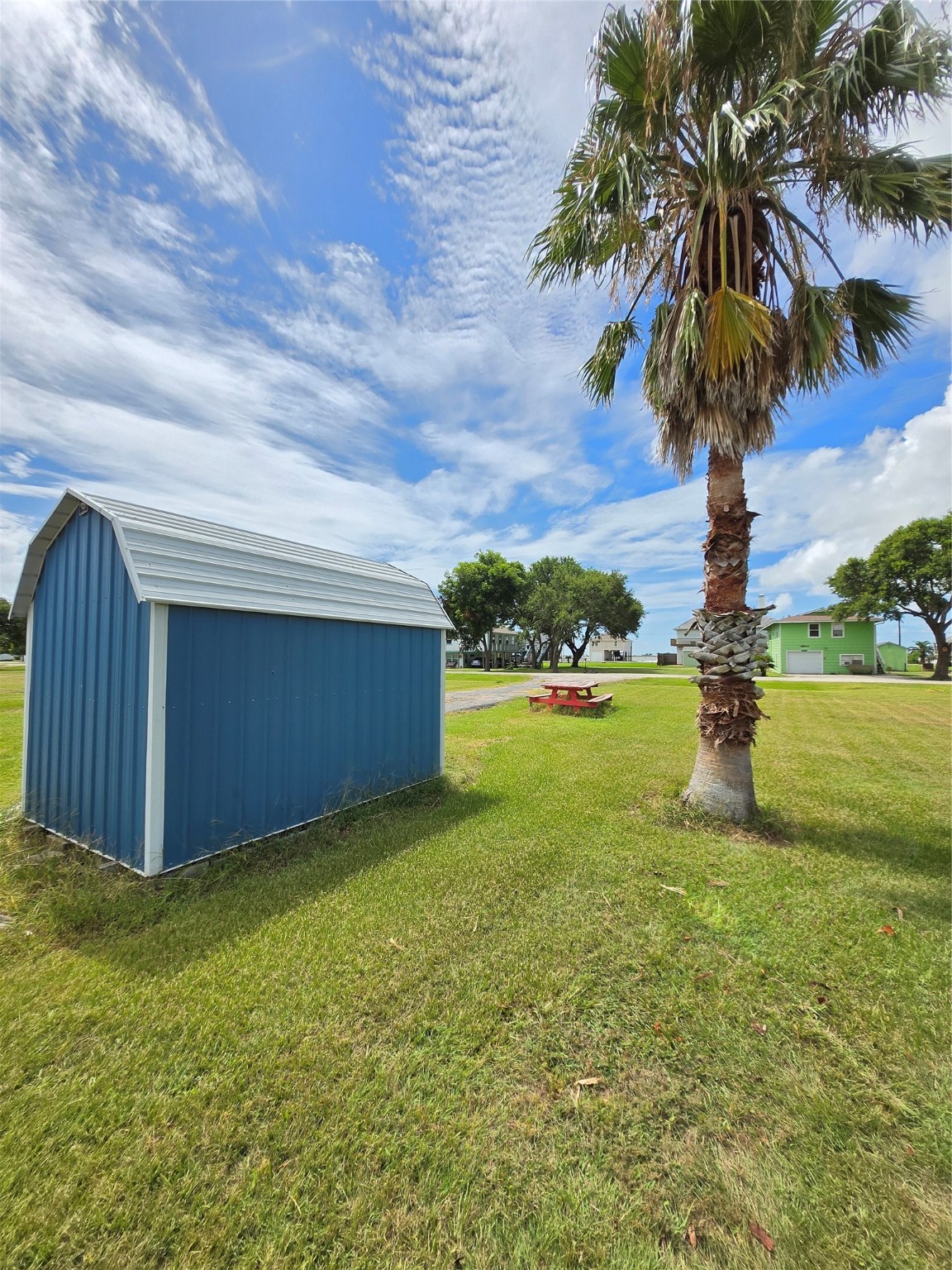 937 Bayview Drive Property Photo 16