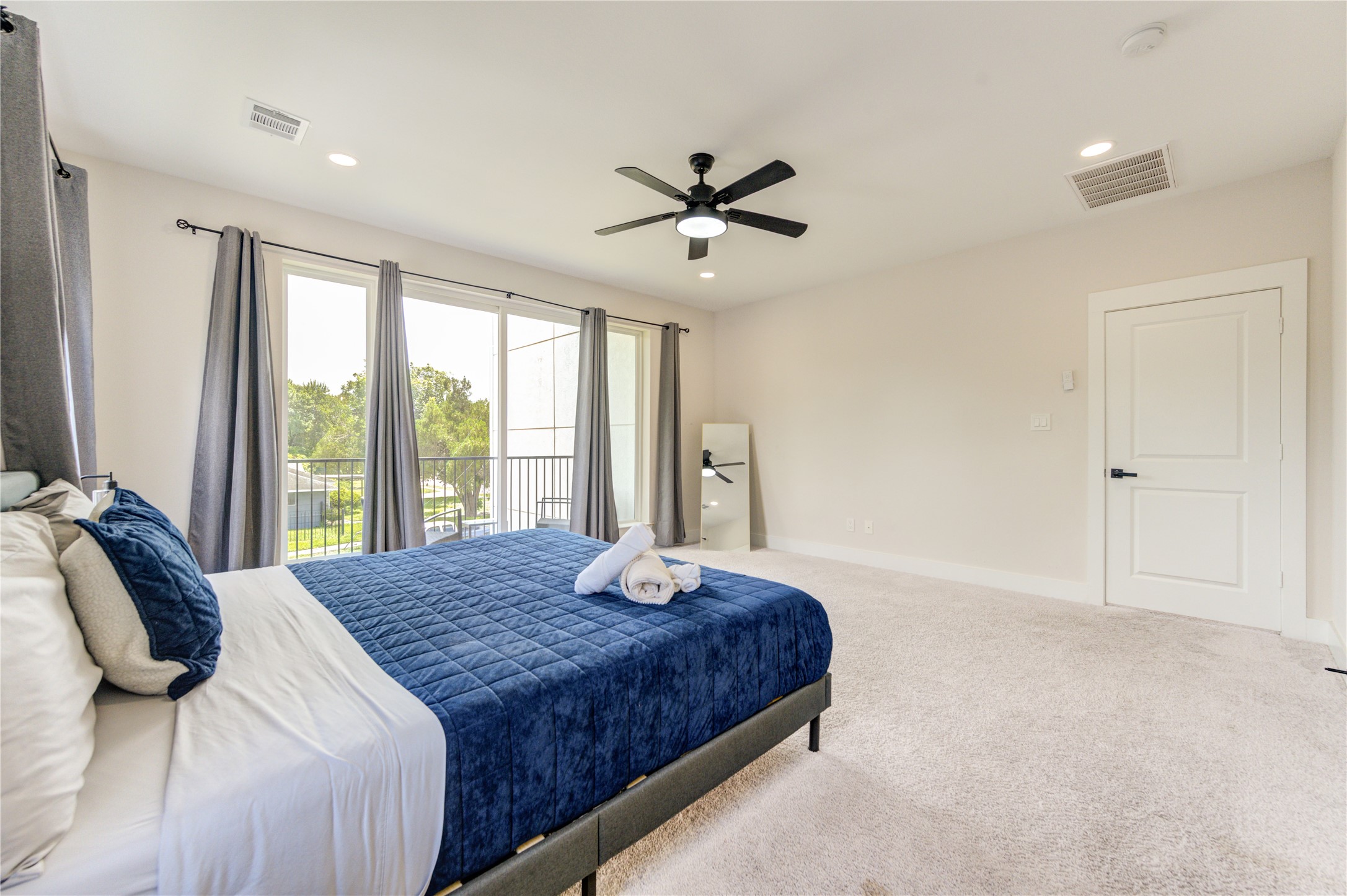 6835 Weston Street A Property Photo 19