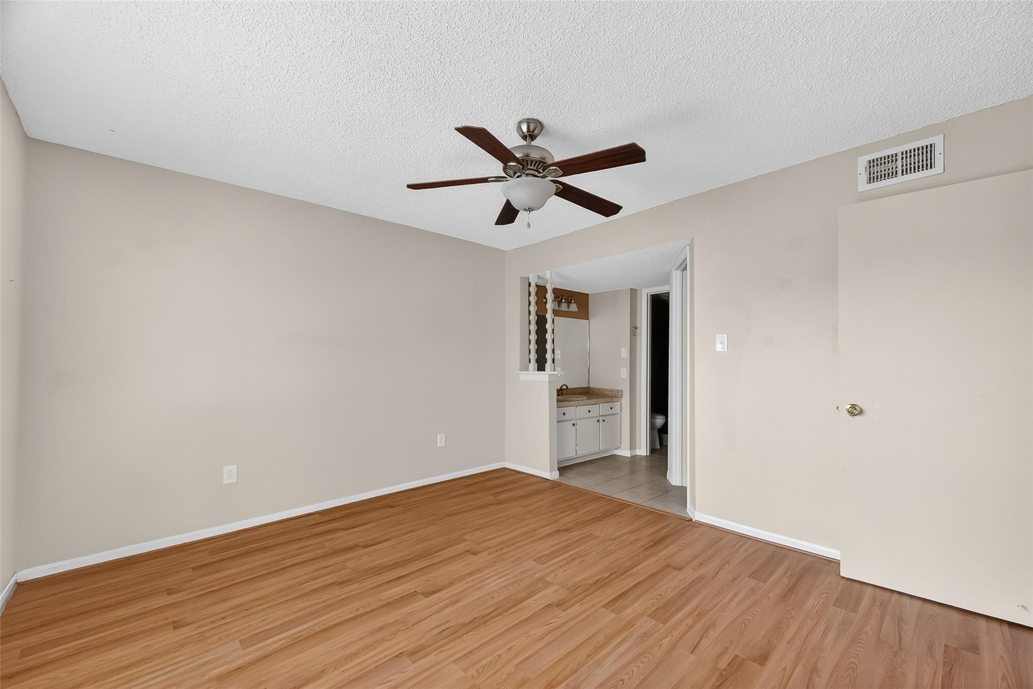 1505 Ward Road 214 Property Photo 15