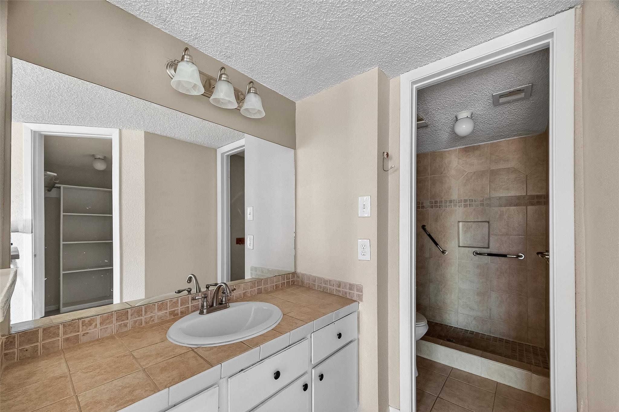1505 Ward Road 214 Property Photo 18
