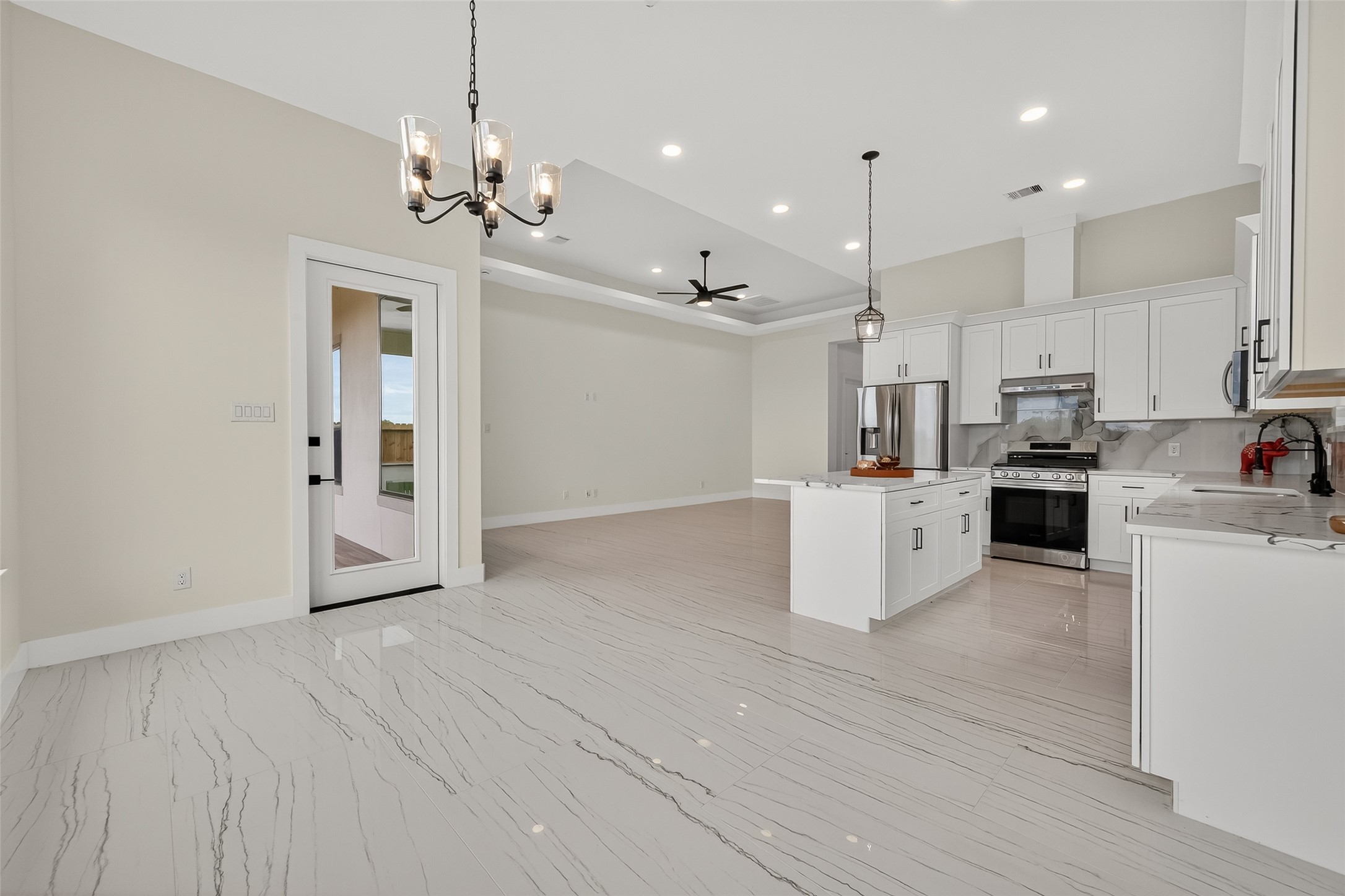 2226 Syrian Street Property Photo 15
