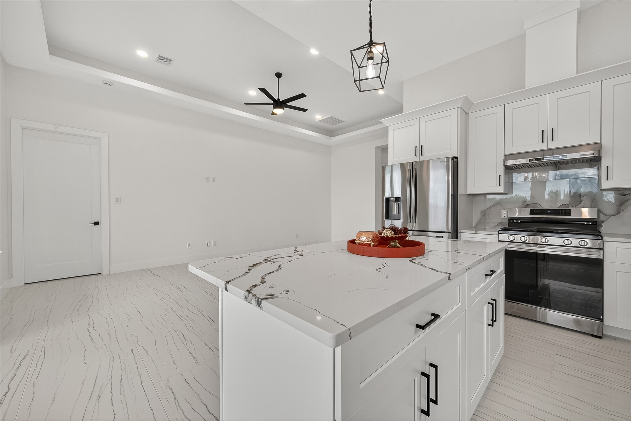 2226 Syrian Street Property Photo 23