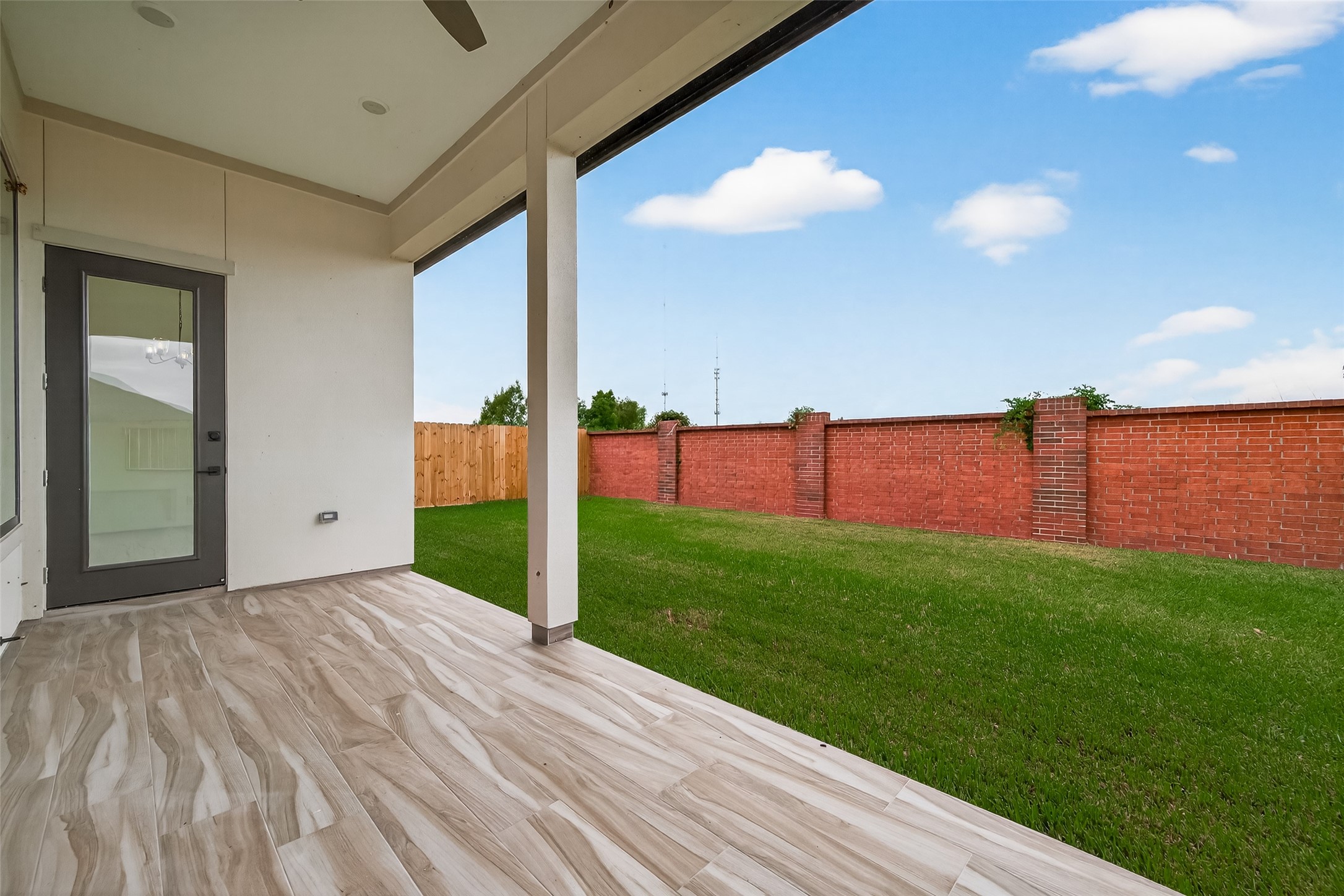 2226 Syrian Street Property Photo 45