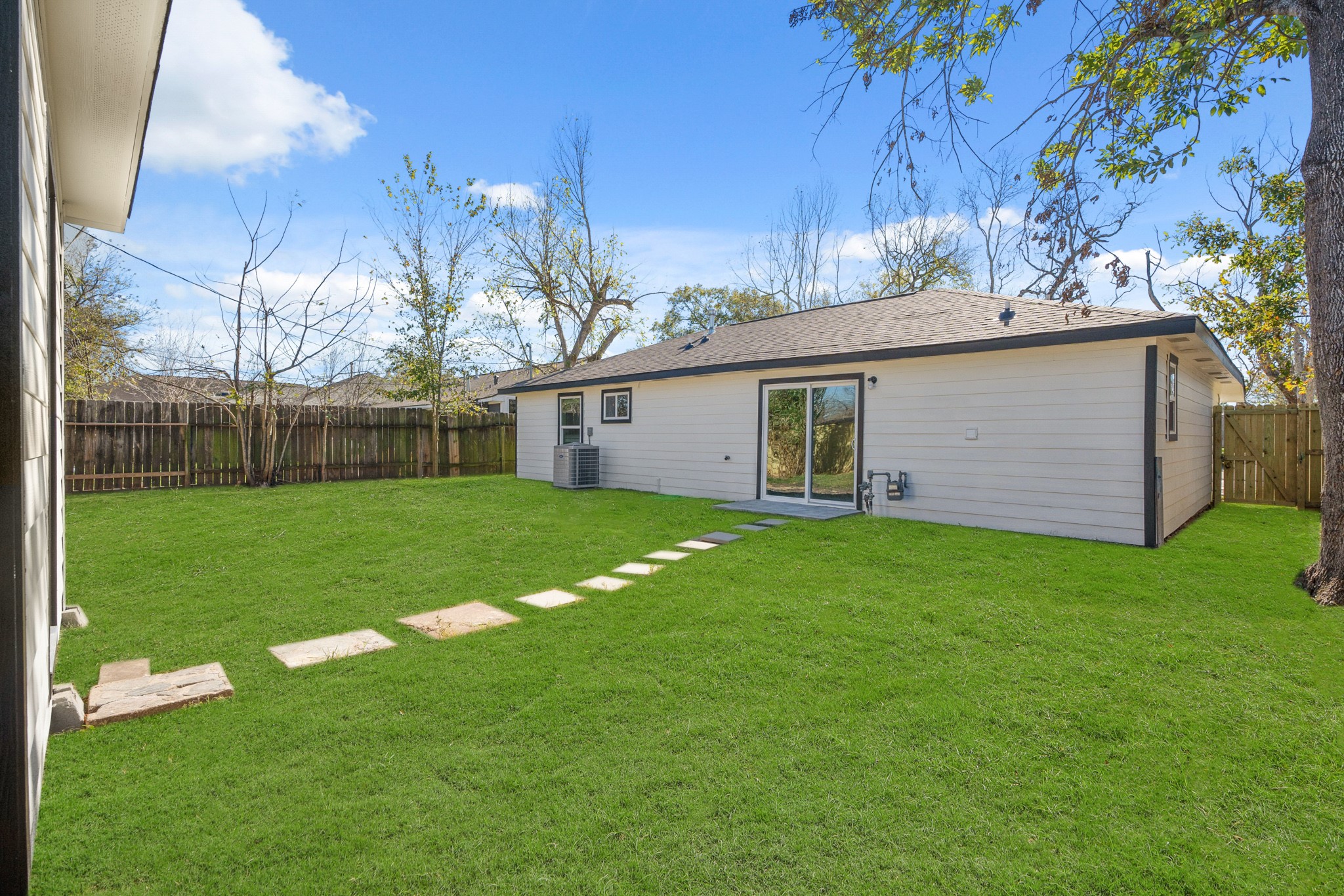 5123 Ridgeway Drive Property Photo 18