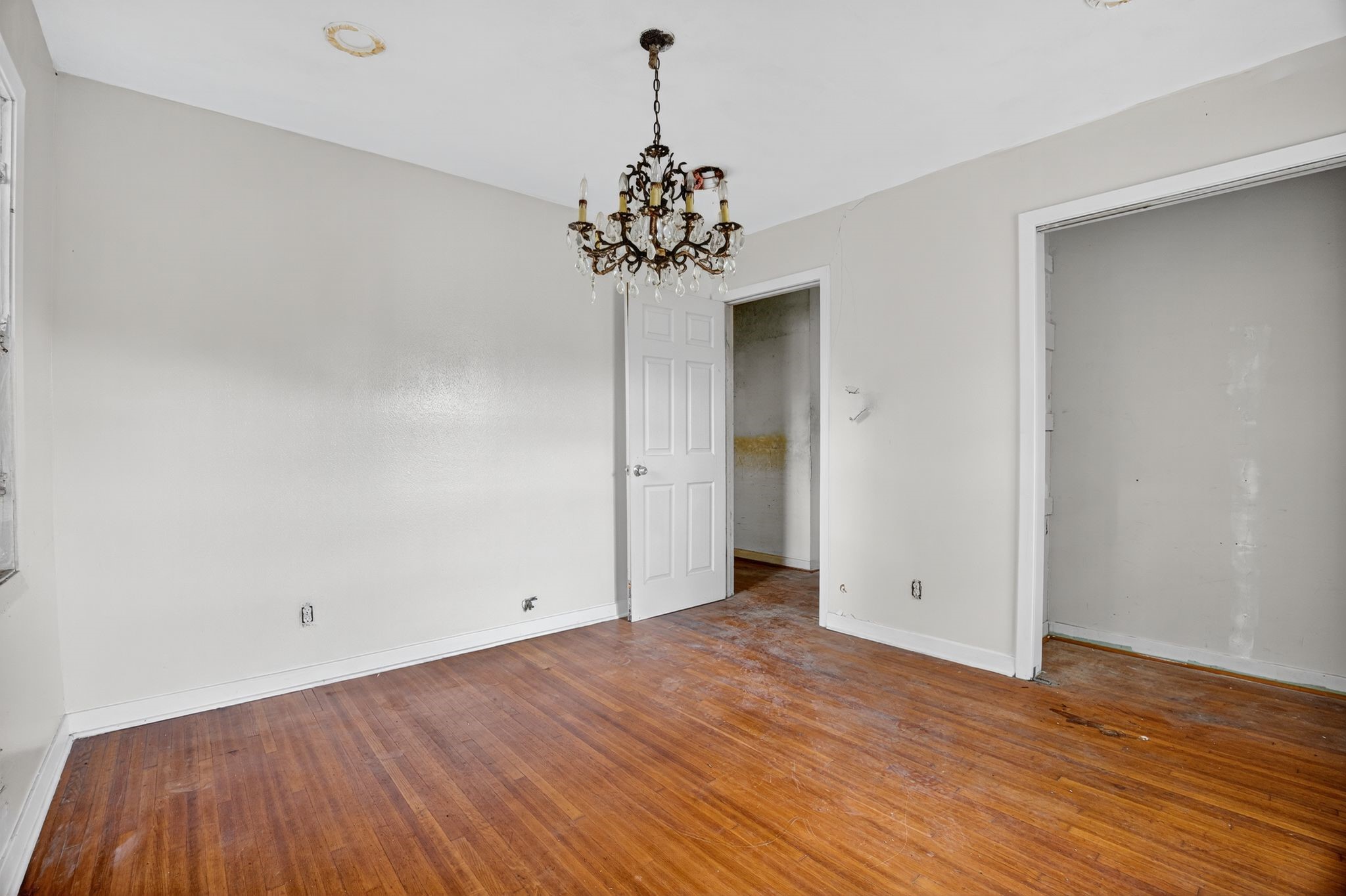 9022 Beverlyhill Street Property Photo 19