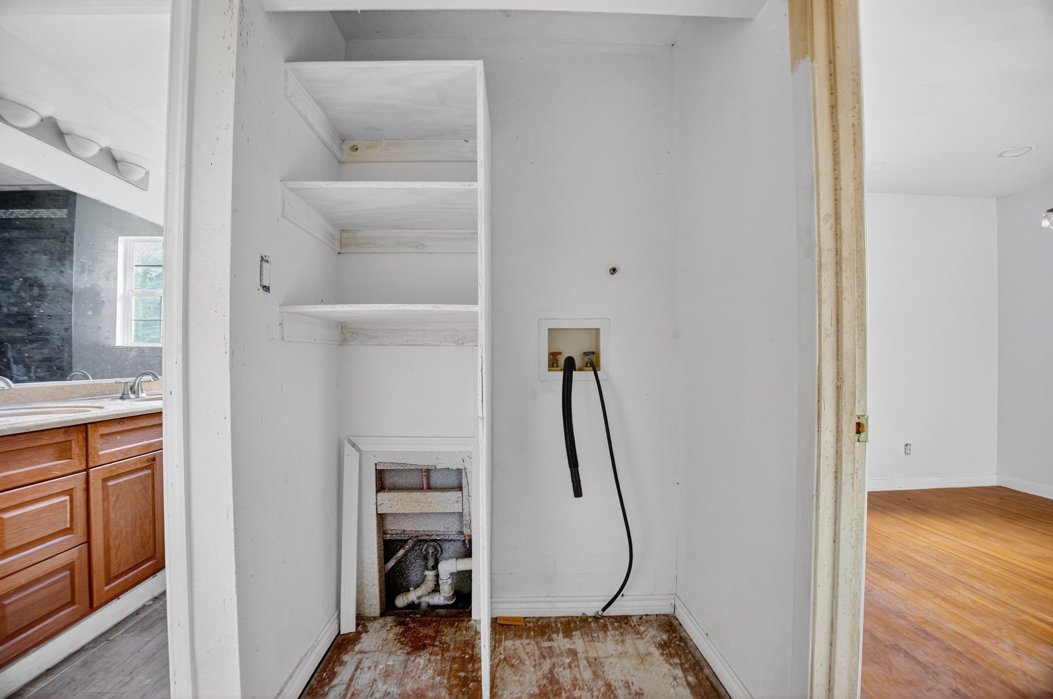 9022 Beverlyhill Street Property Photo 29