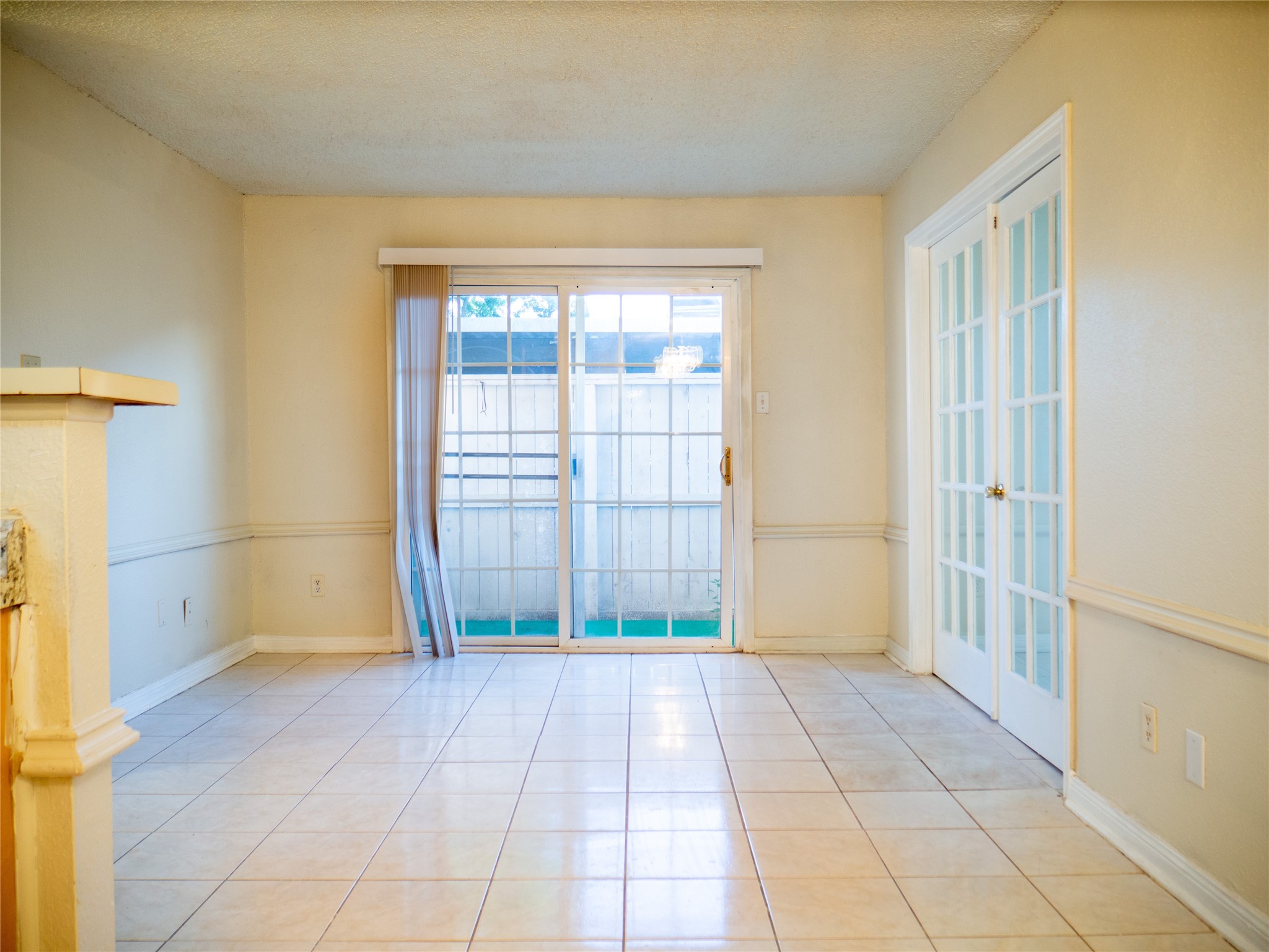 2750 Holly Hall Street 1009 Property Photo 3