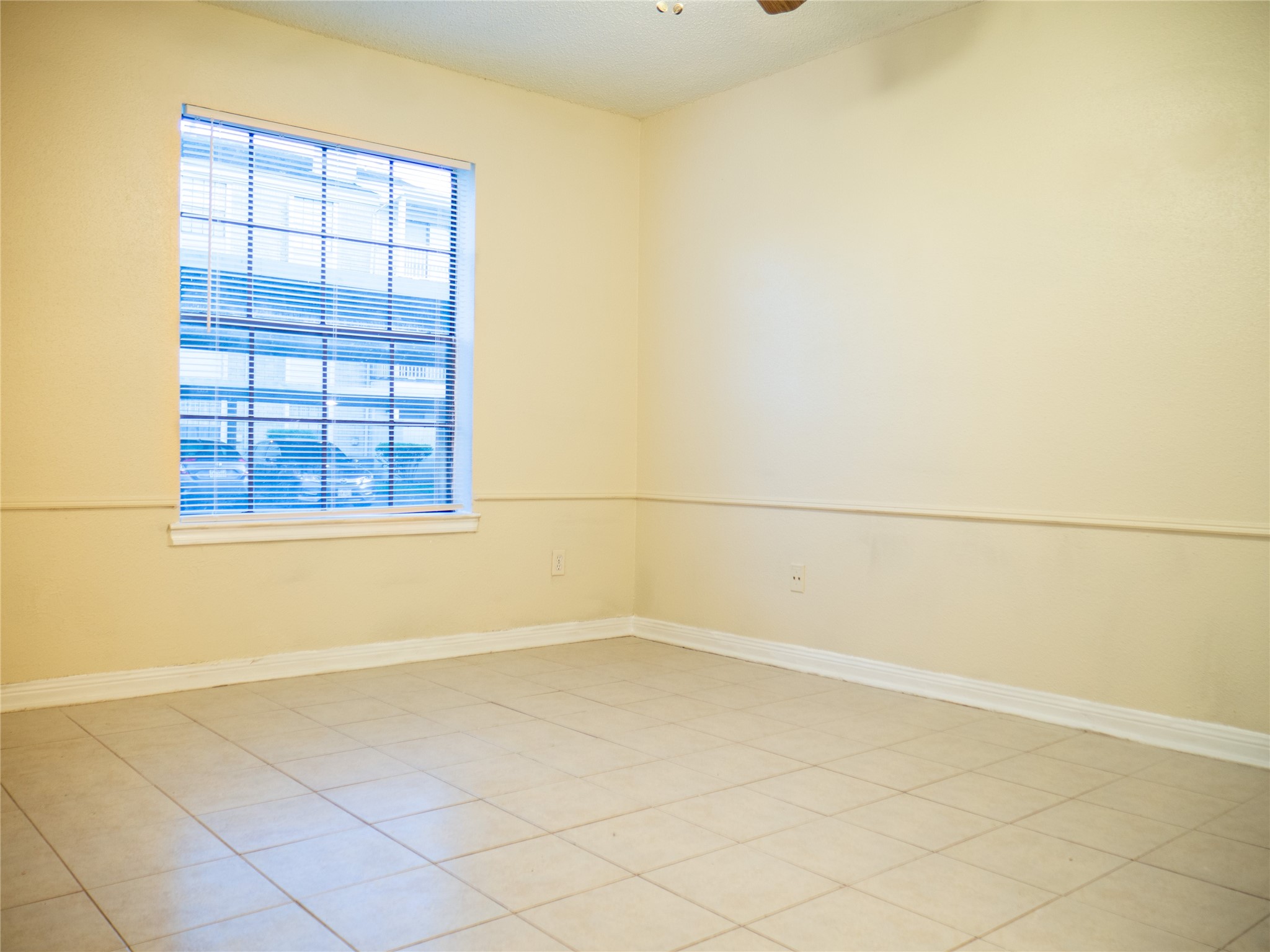2750 Holly Hall Street 1009 Property Photo 9