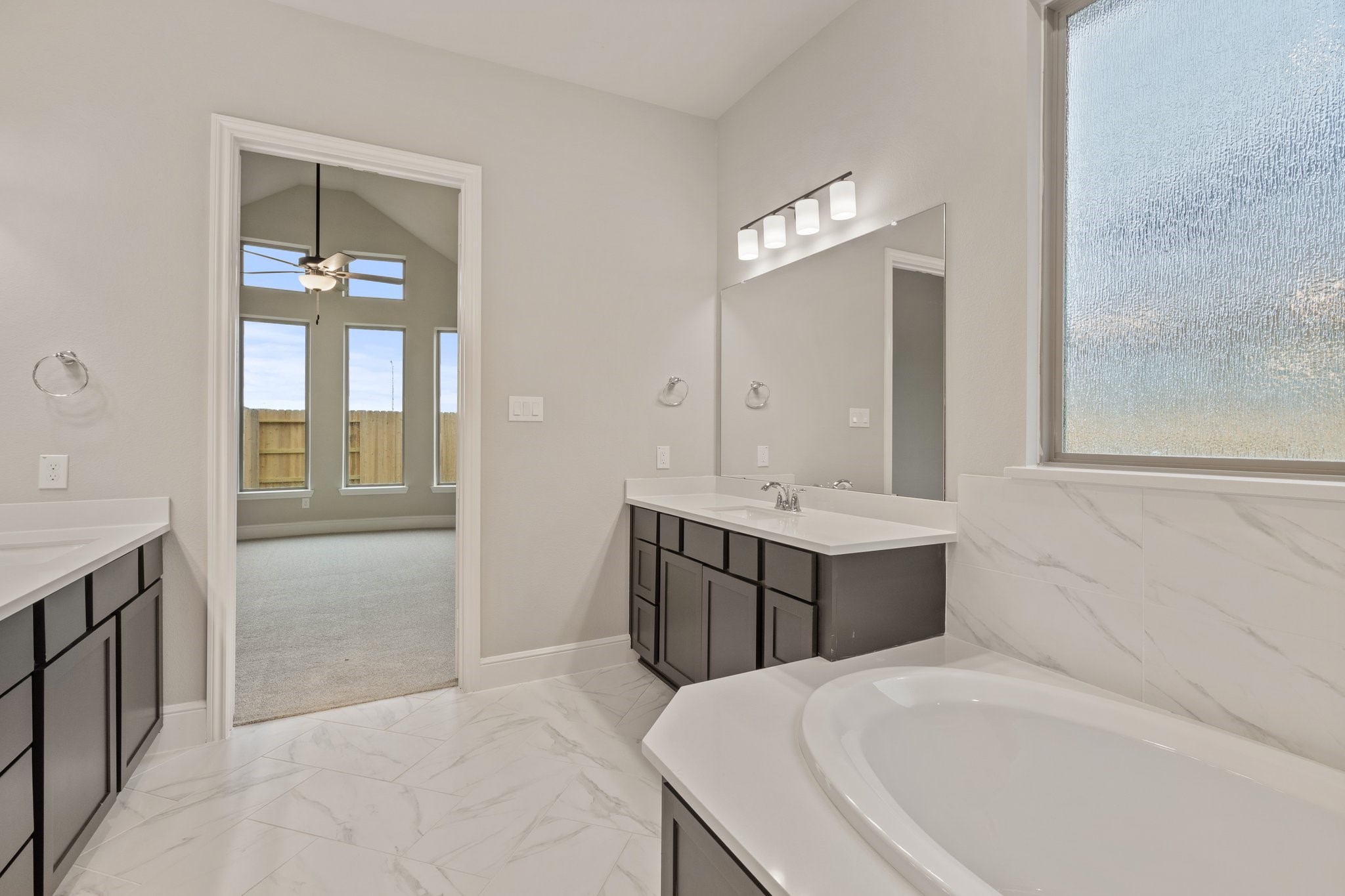 6407 Cherry Wick Drive Property Photo 18