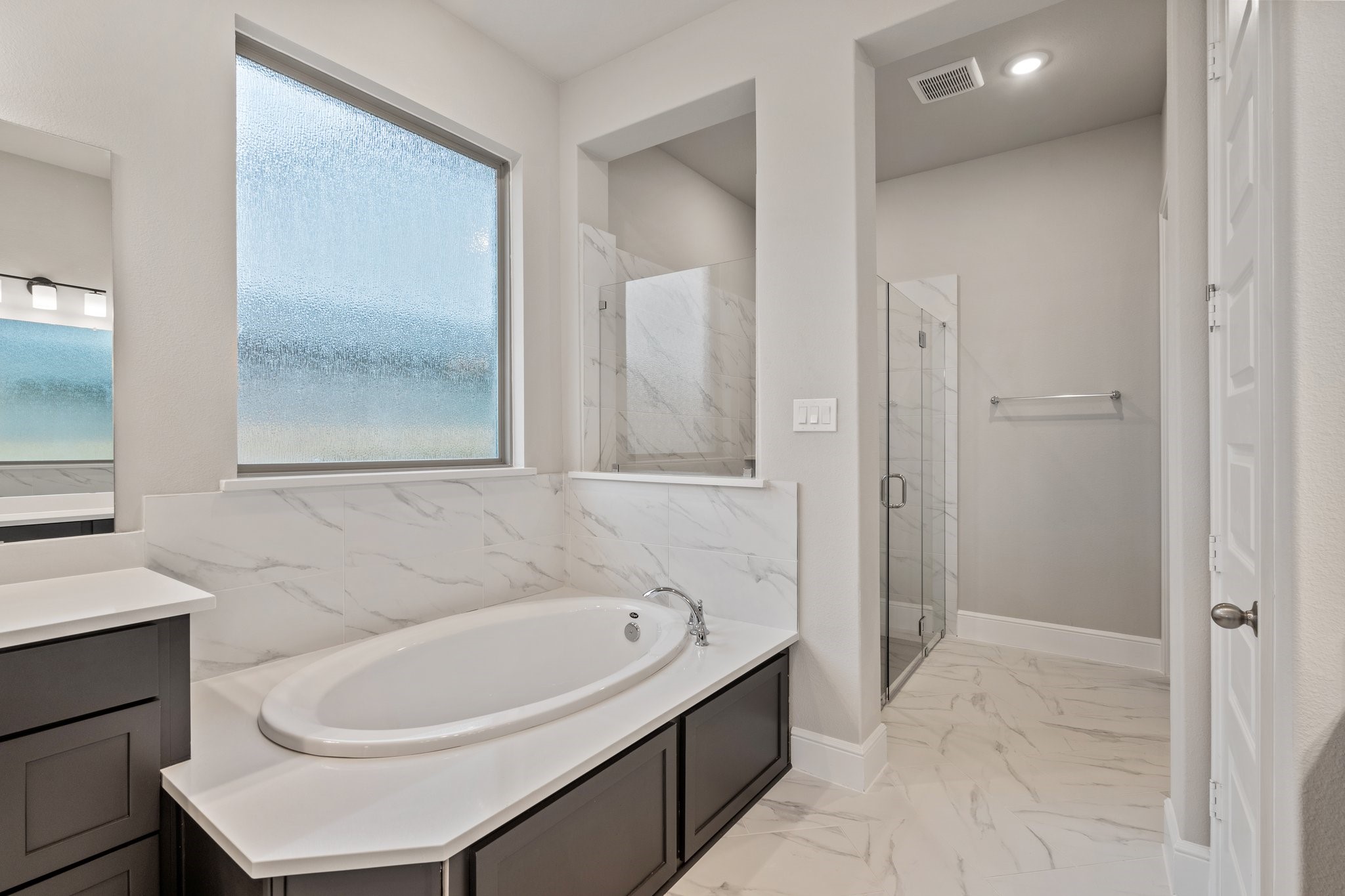 6407 Cherry Wick Drive Property Photo 19