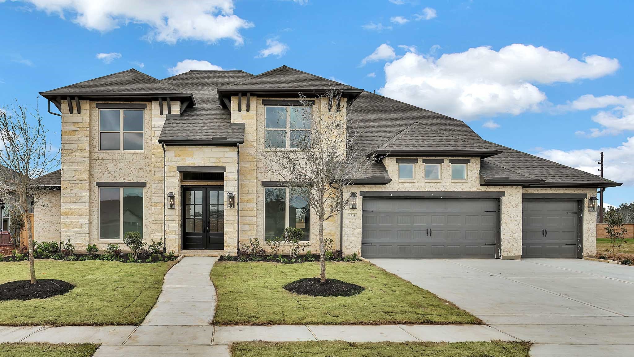 4911 Fountainhead Lane Property Photo 1
