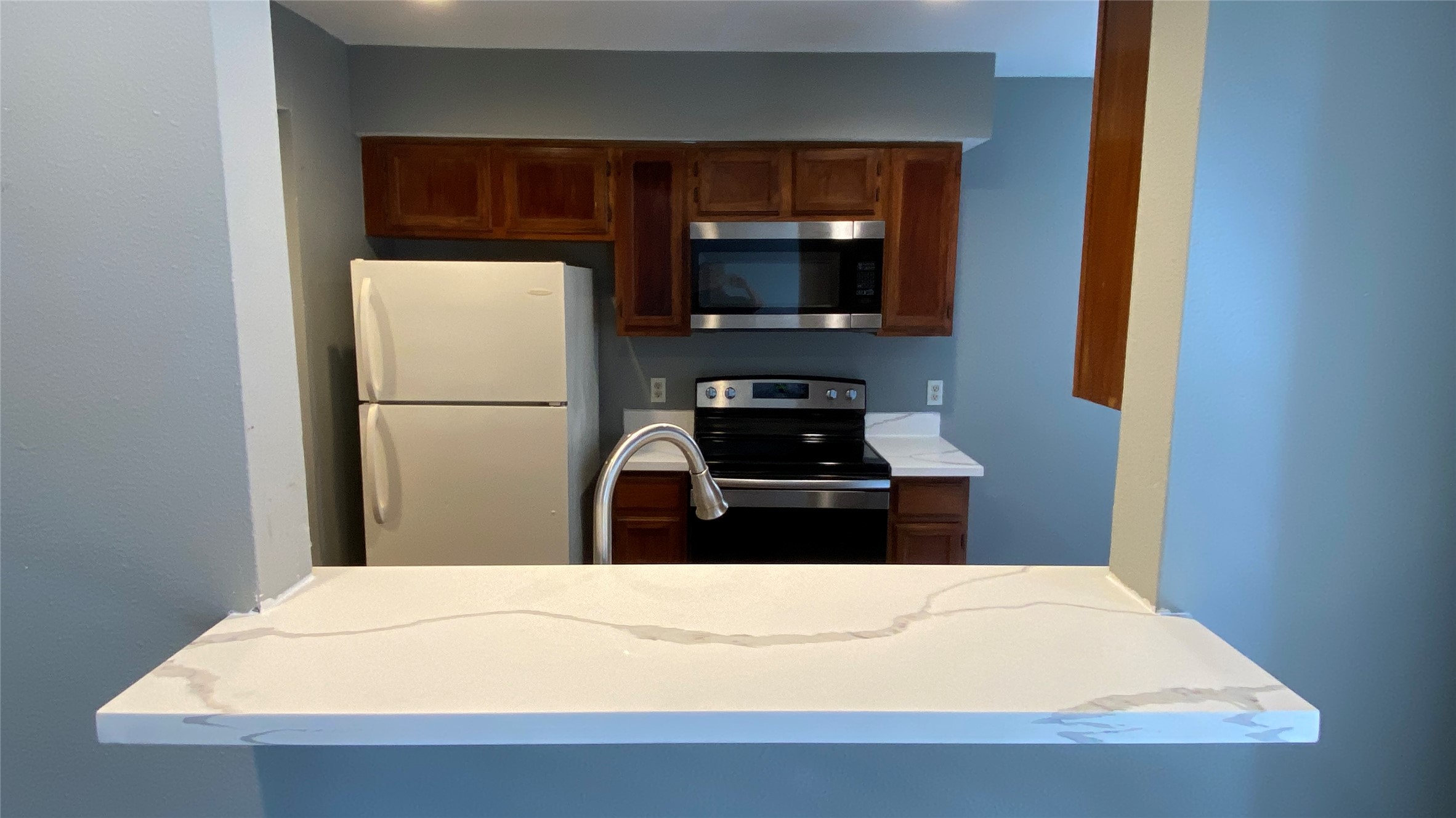 14600 Fonmeadow Drive 201 Property Photo 2