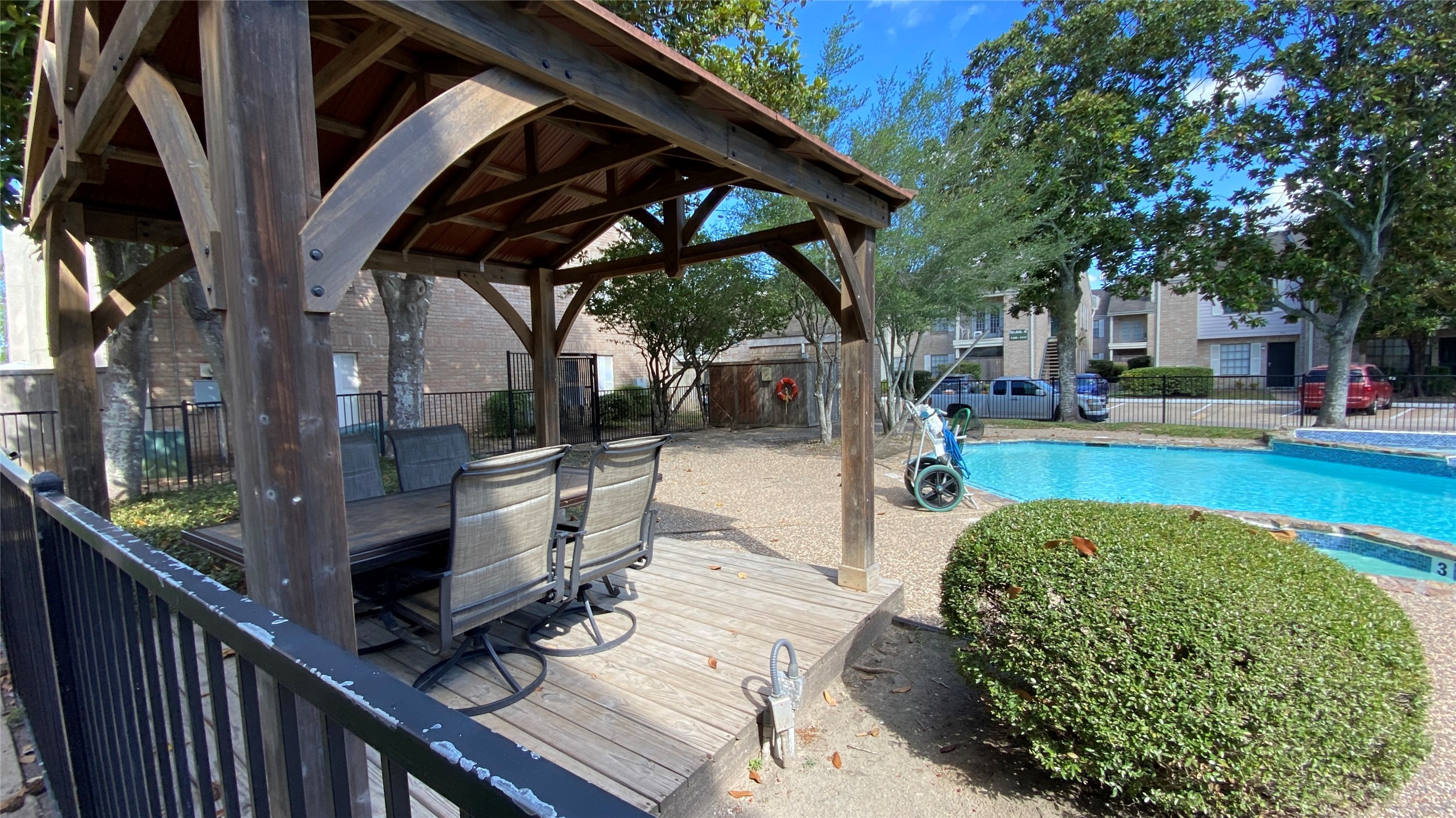 14600 Fonmeadow Drive 201 Property Photo 16