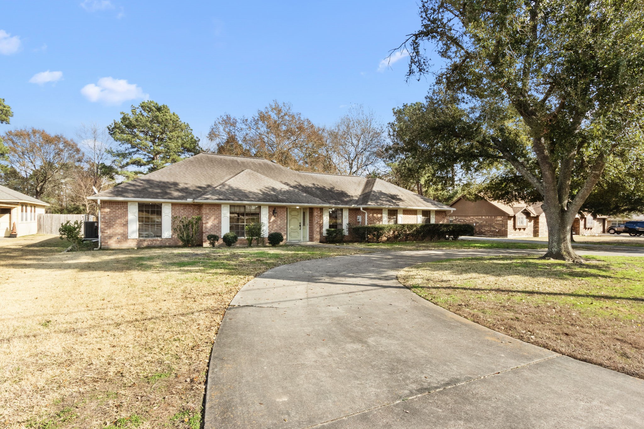 713 Baker Drive Property Photo 1