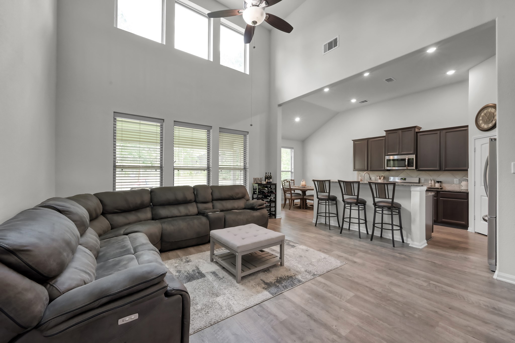 6185 White Oak Leaf Loop Property Photo 11