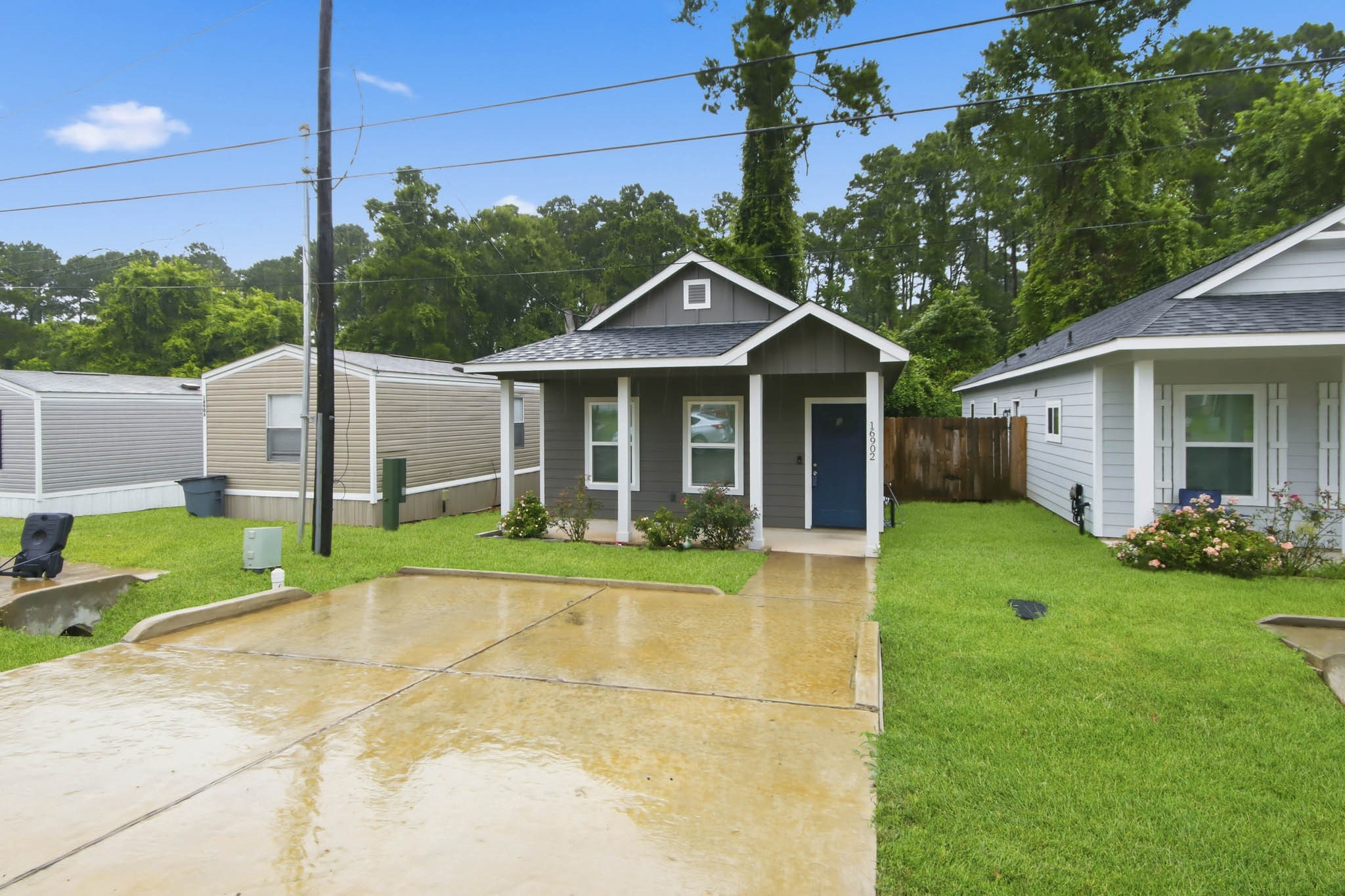 16902 Balmoral Property Photo 23