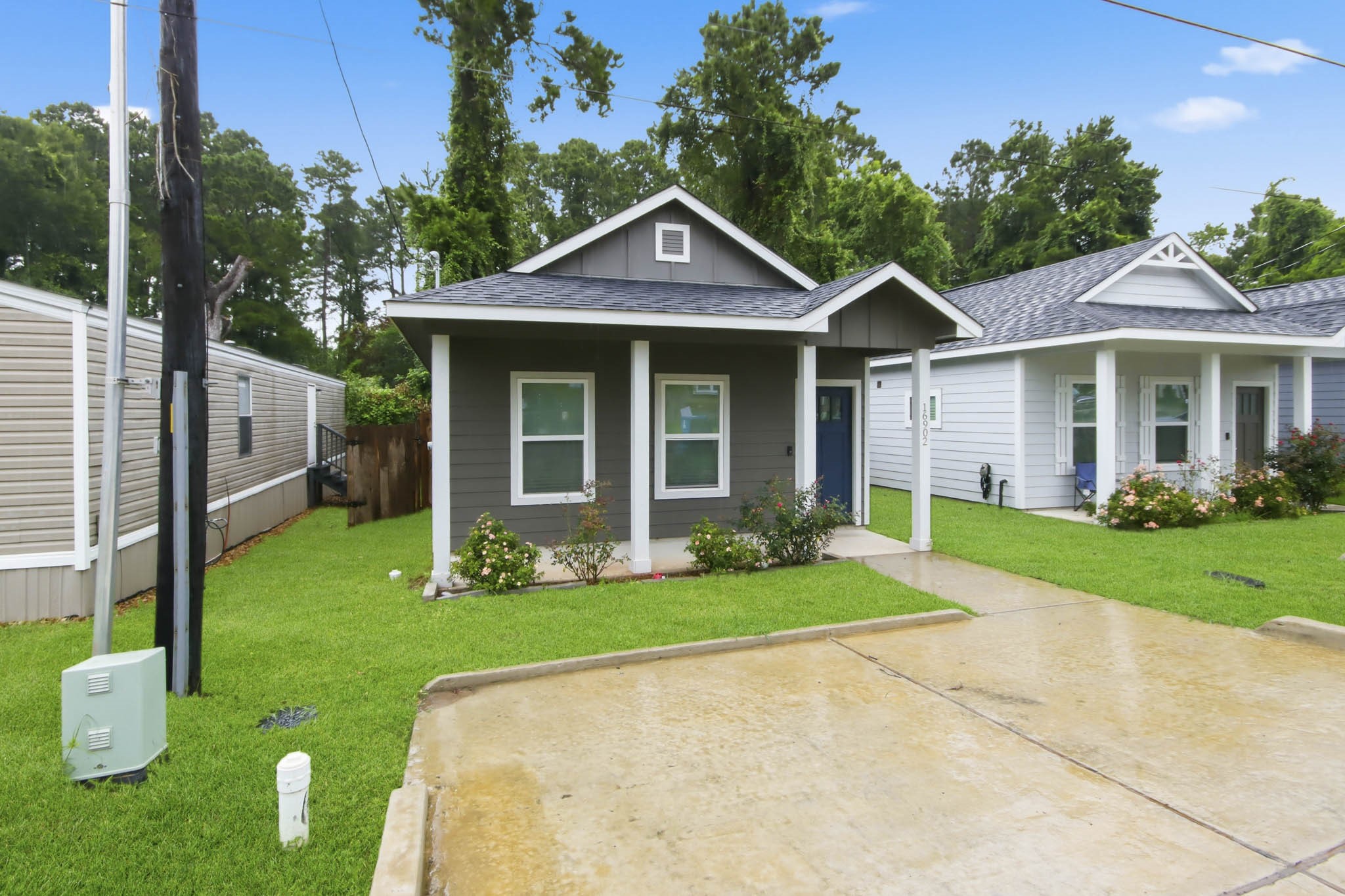16902 Balmoral Property Photo 24