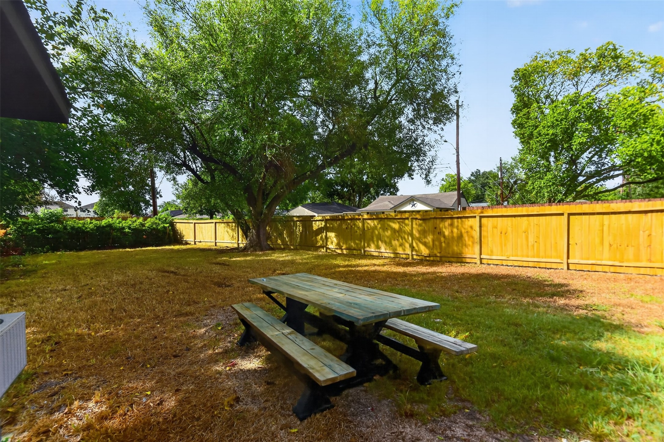 3438 Bacon Street Property Photo 32