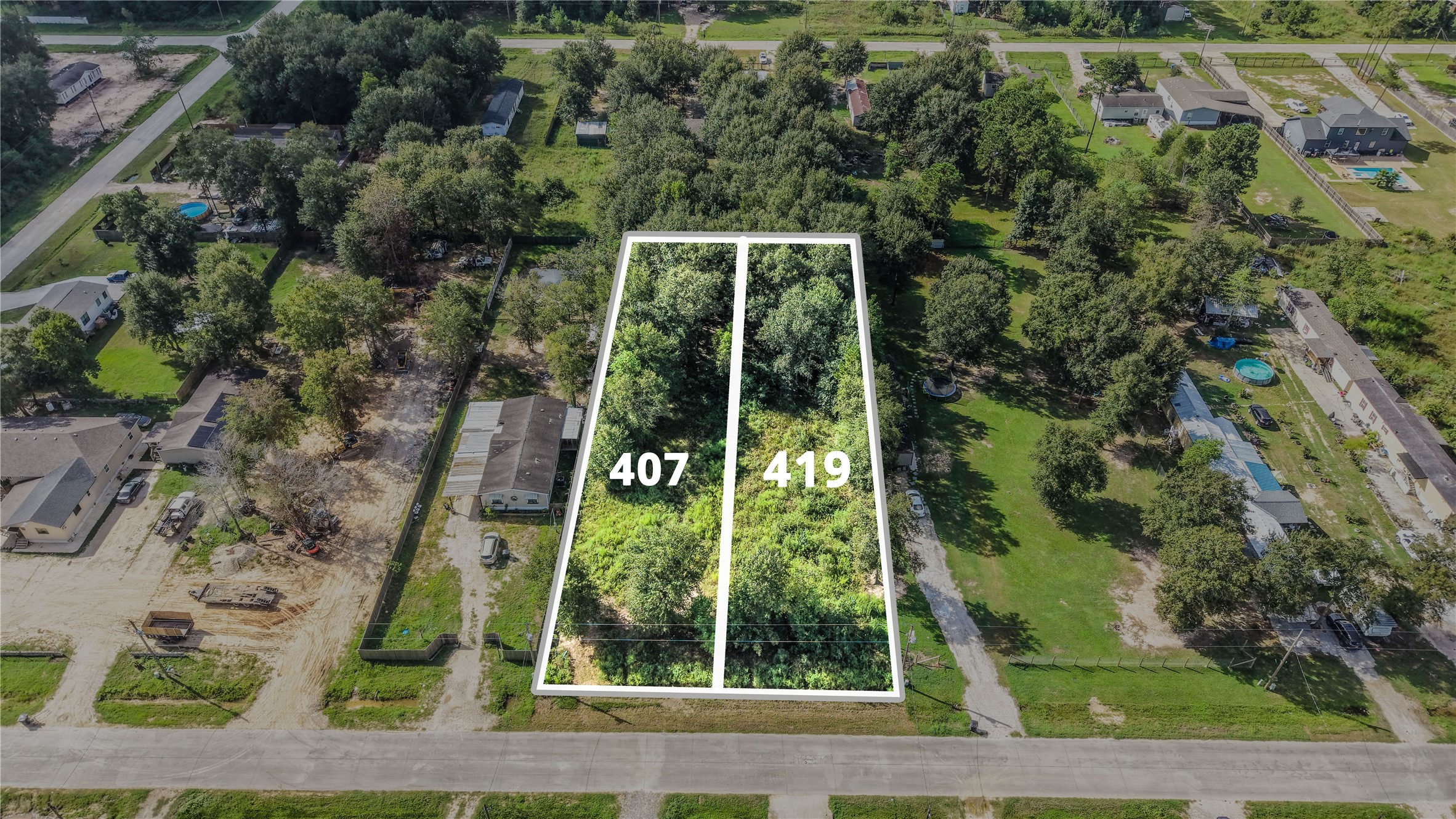 419 County Road 5011 Property Photo 1