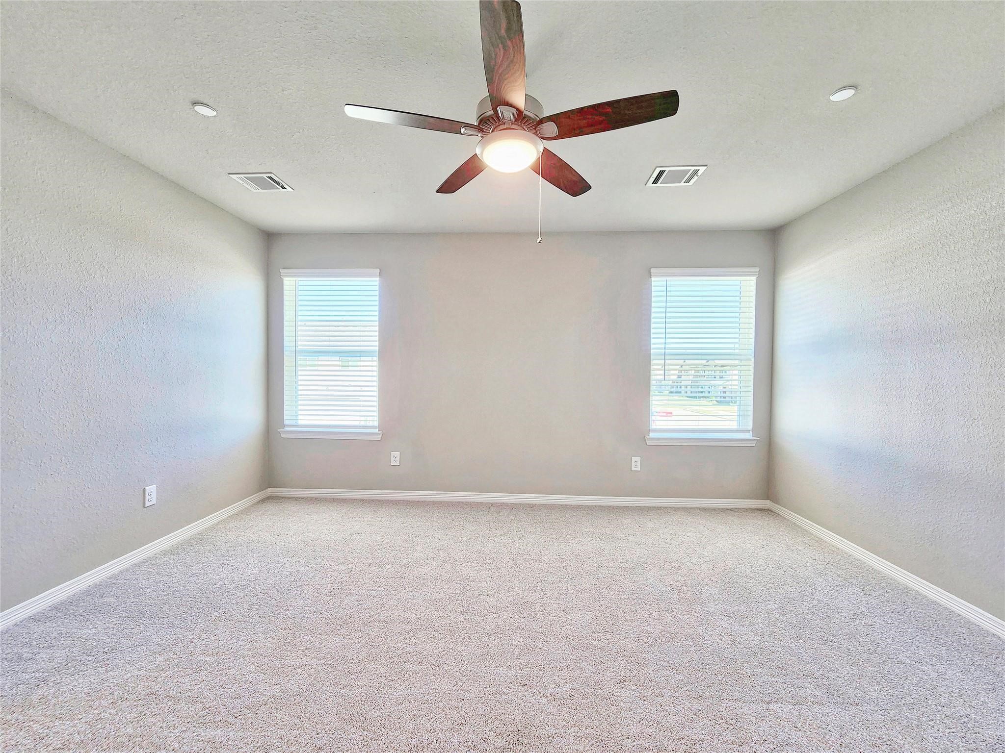8002 Scanlan Trace Property Photo 16