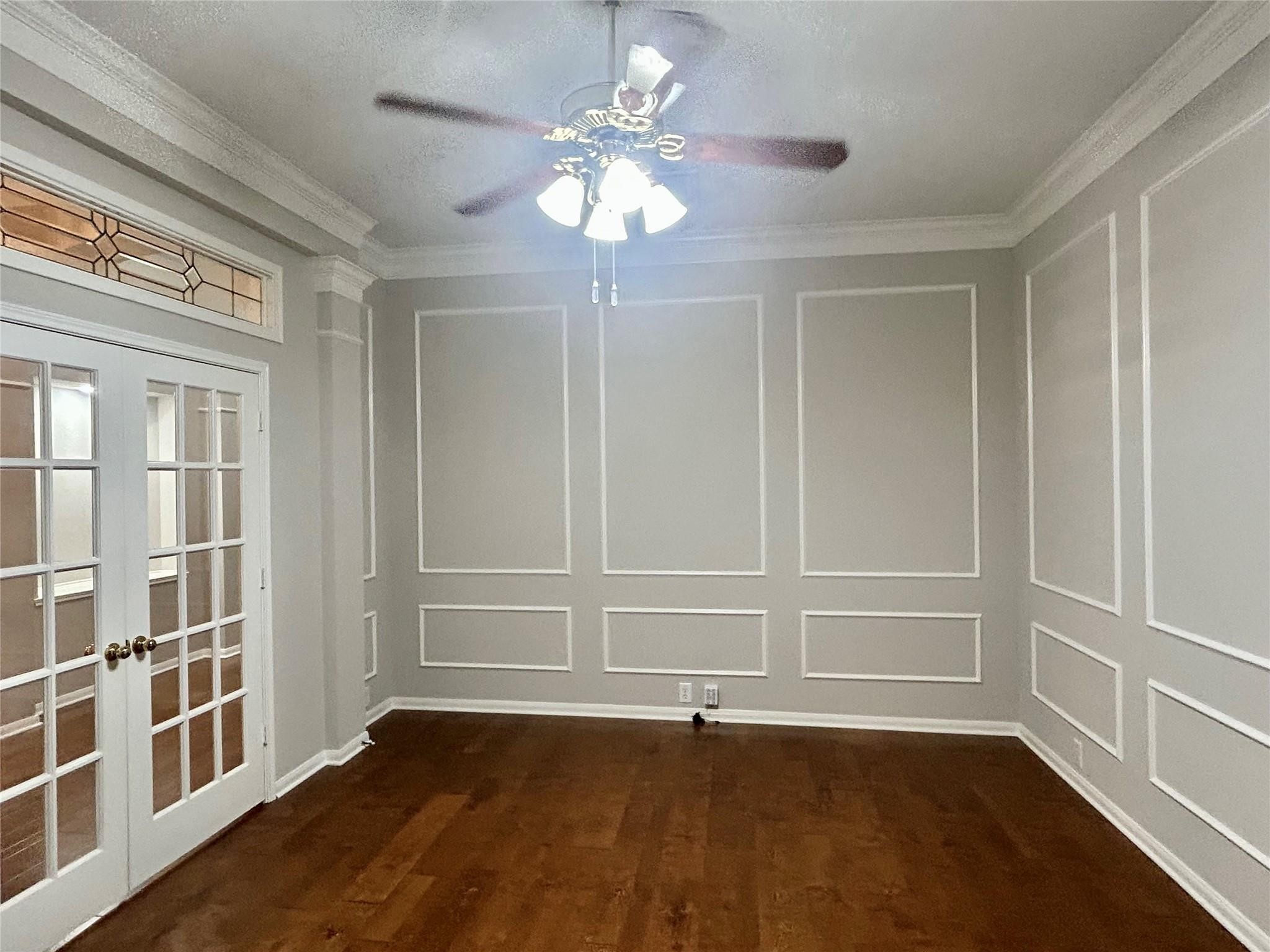 16807 Laguna Springs Drive Property Photo 12