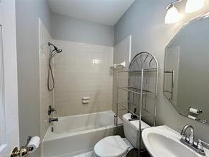 16807 Laguna Springs Drive Property Photo 25