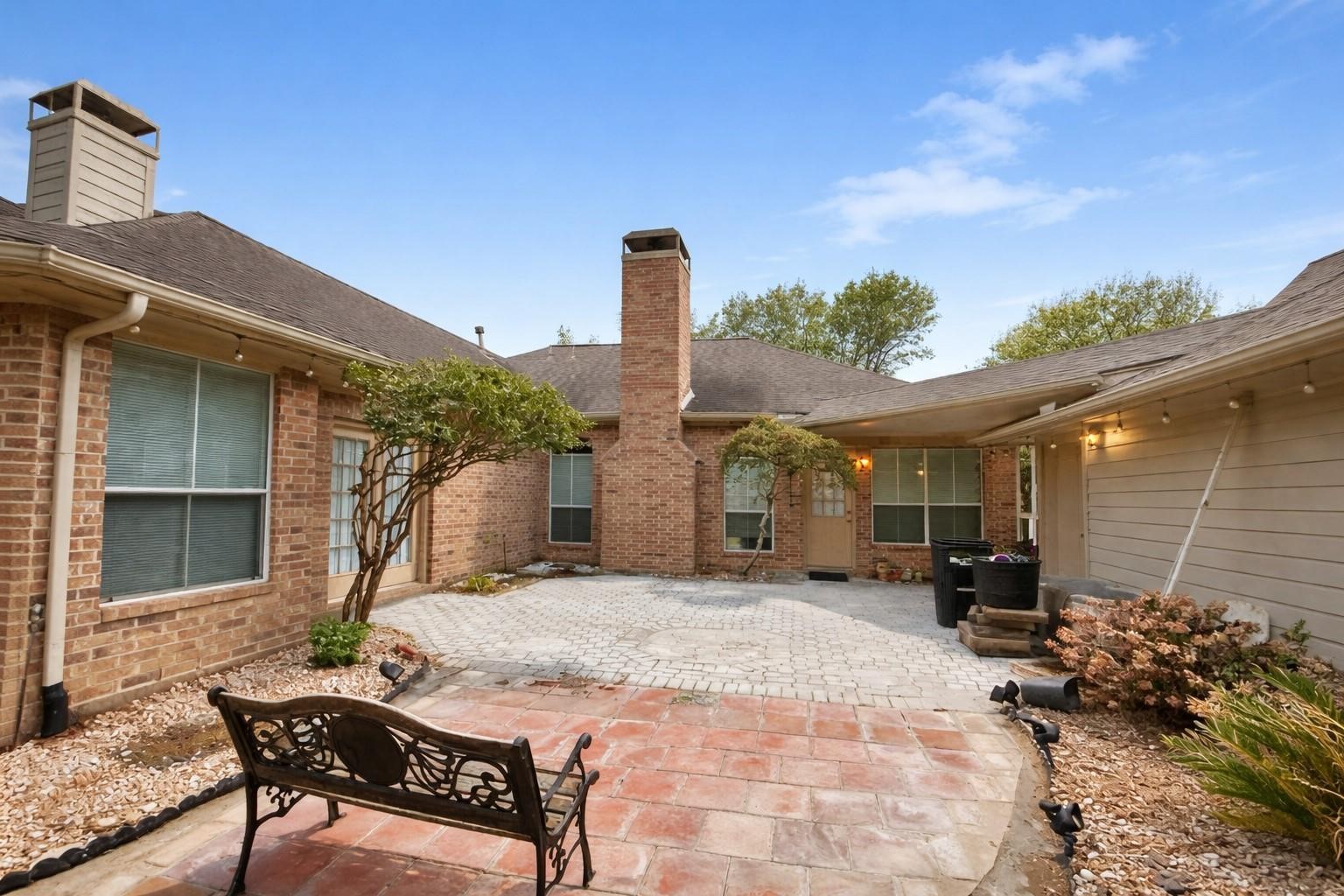 16807 Laguna Springs Drive Property Photo 47