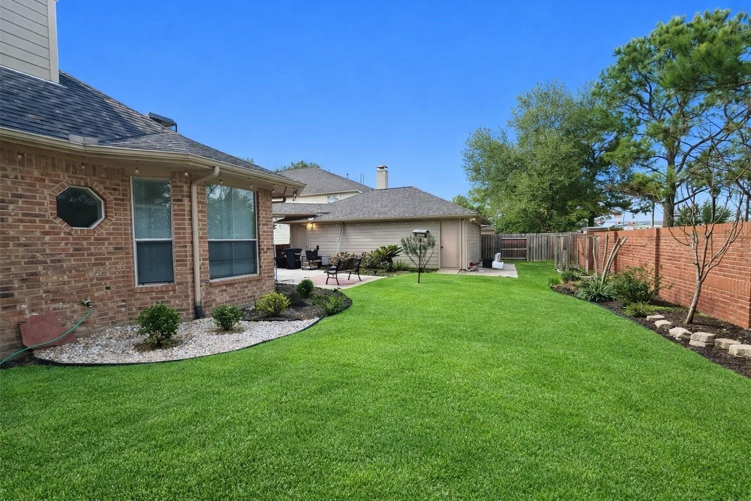 16807 Laguna Springs Drive Property Photo 49