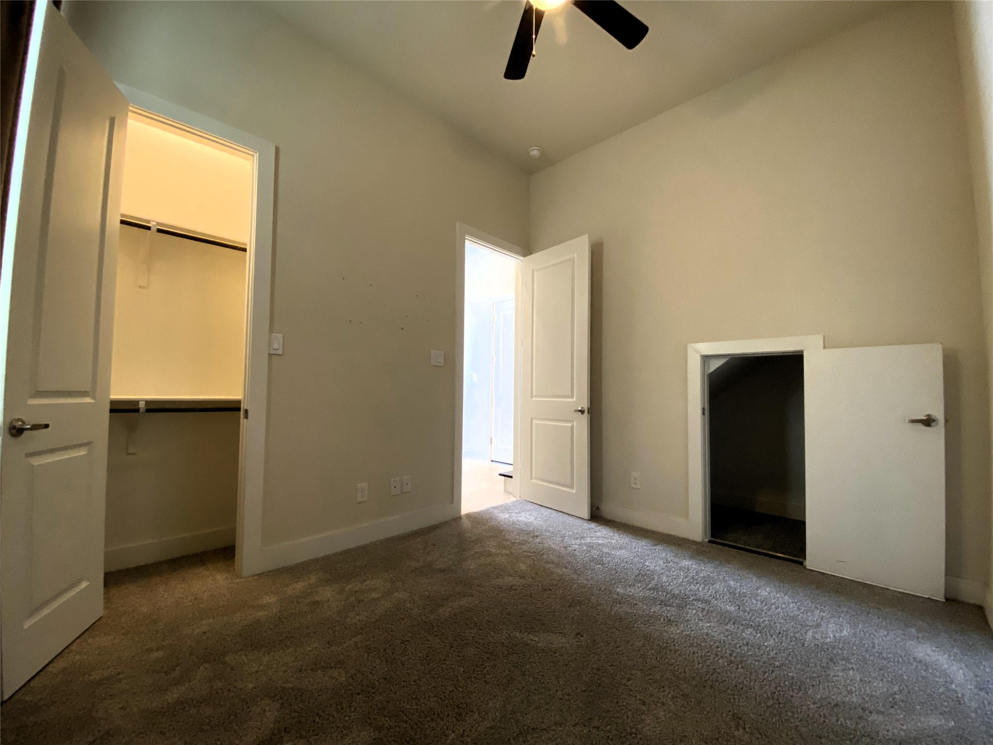 74 N Hutcheson Street Property Photo 8