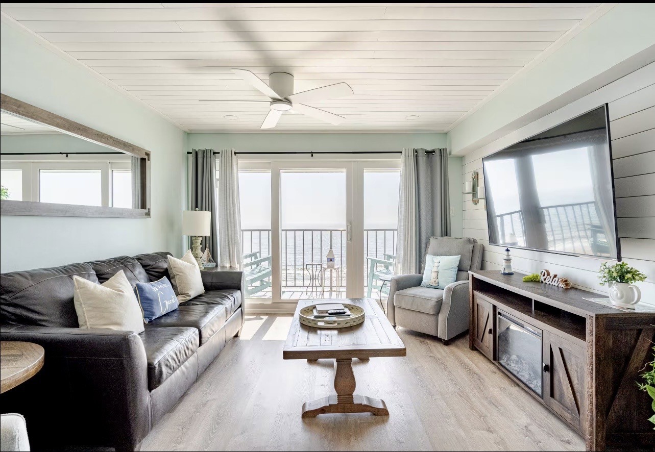 7310 Seawall Boulevard 806 Property Photo 1
