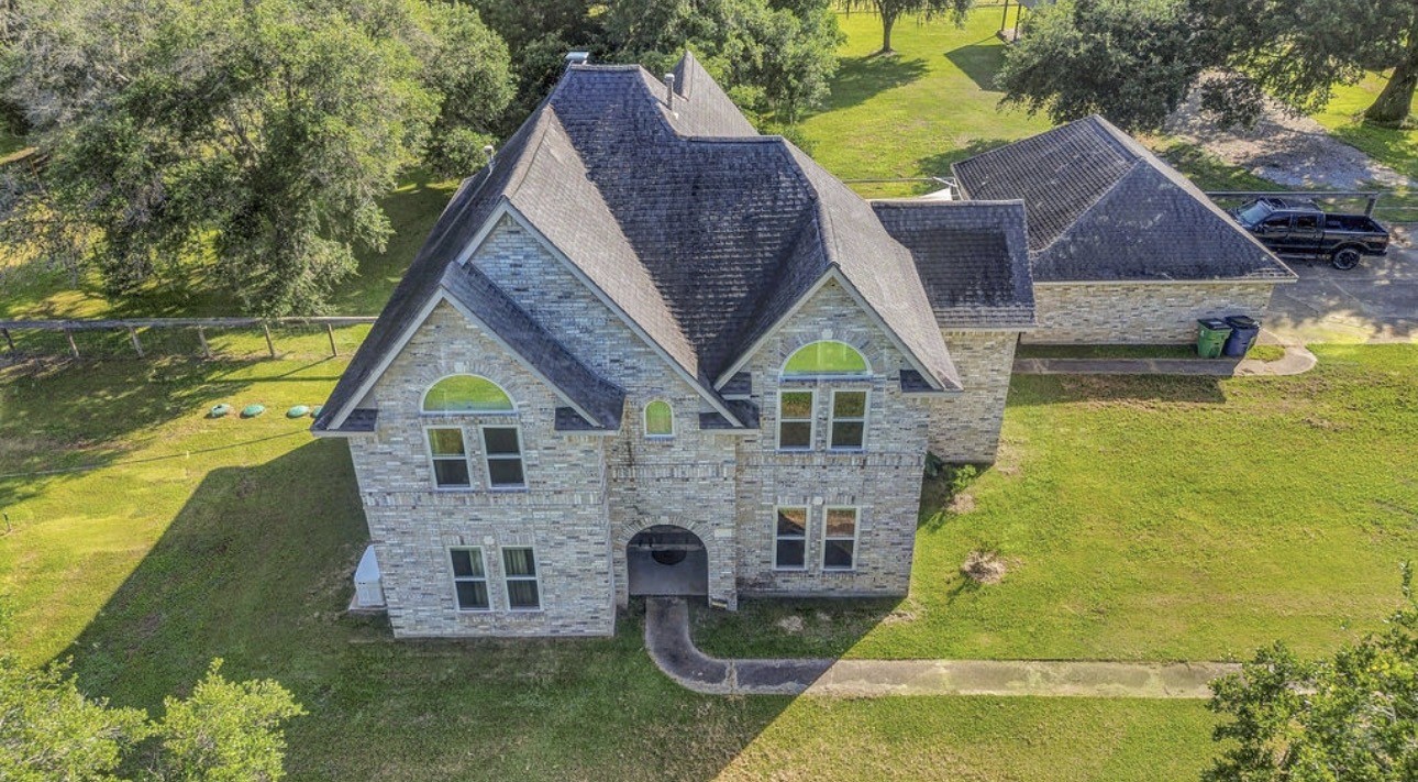 1314 Remington Court Property Photo 4