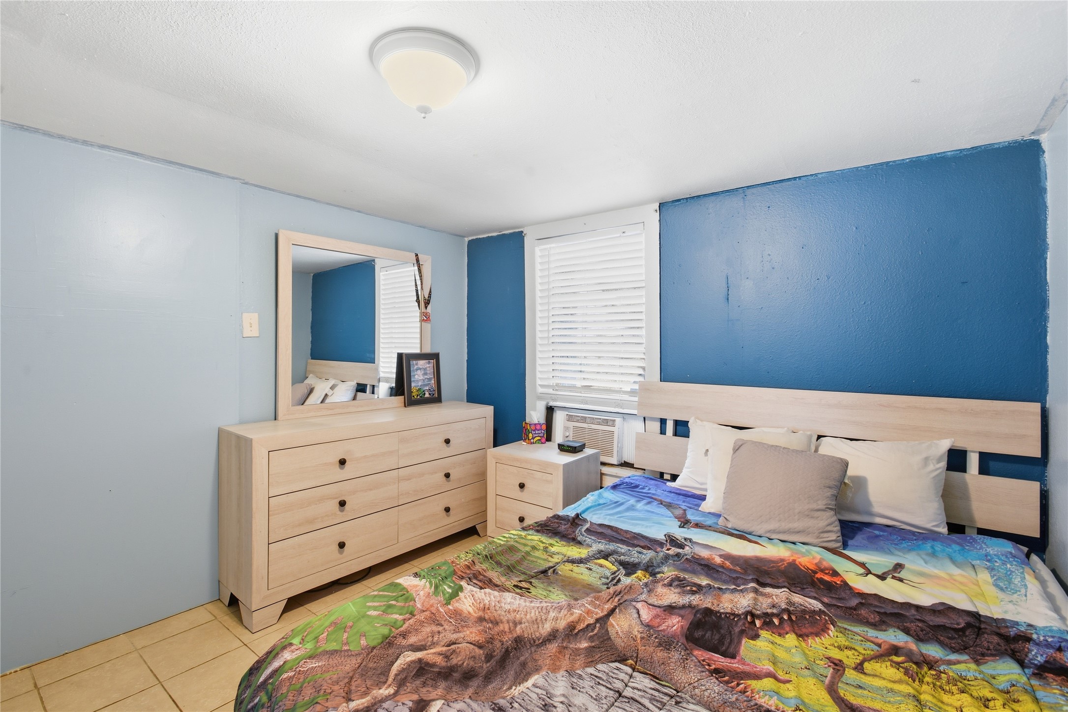 4218 Avenue S Property Photo 12
