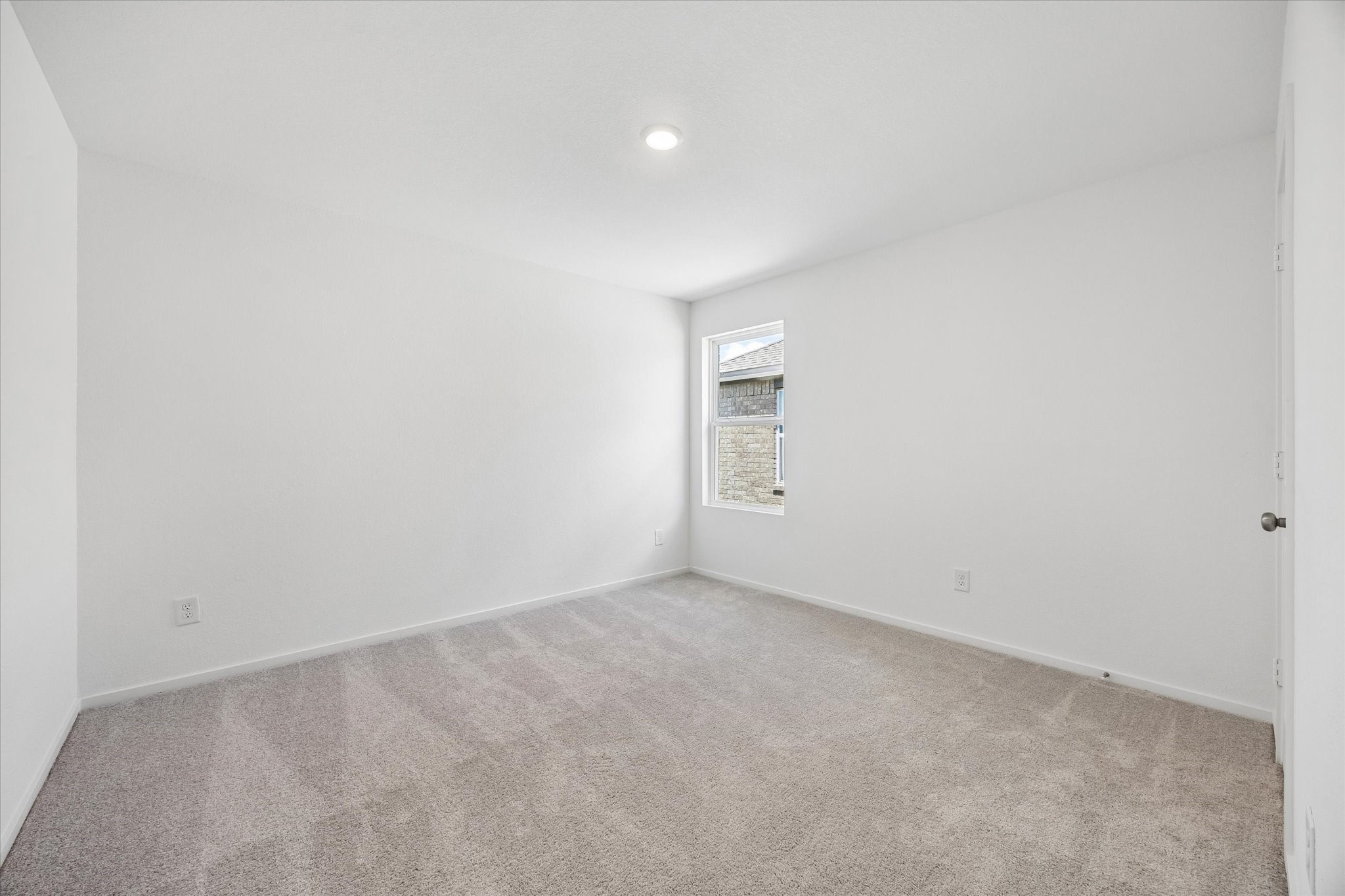 16847 Spotted Oak Drive Property Photo 15