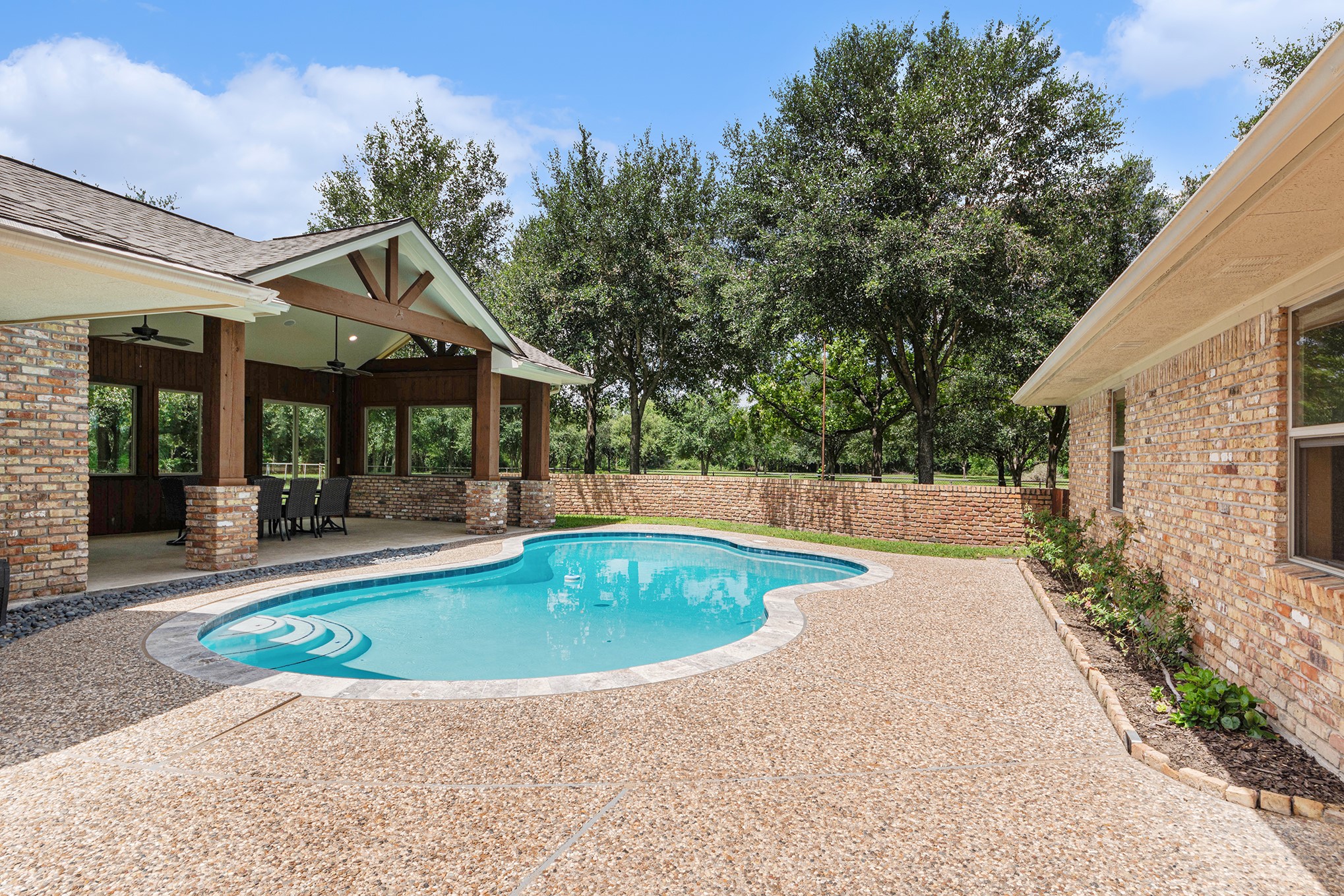17615 Swansbury Drive Property Photo 47