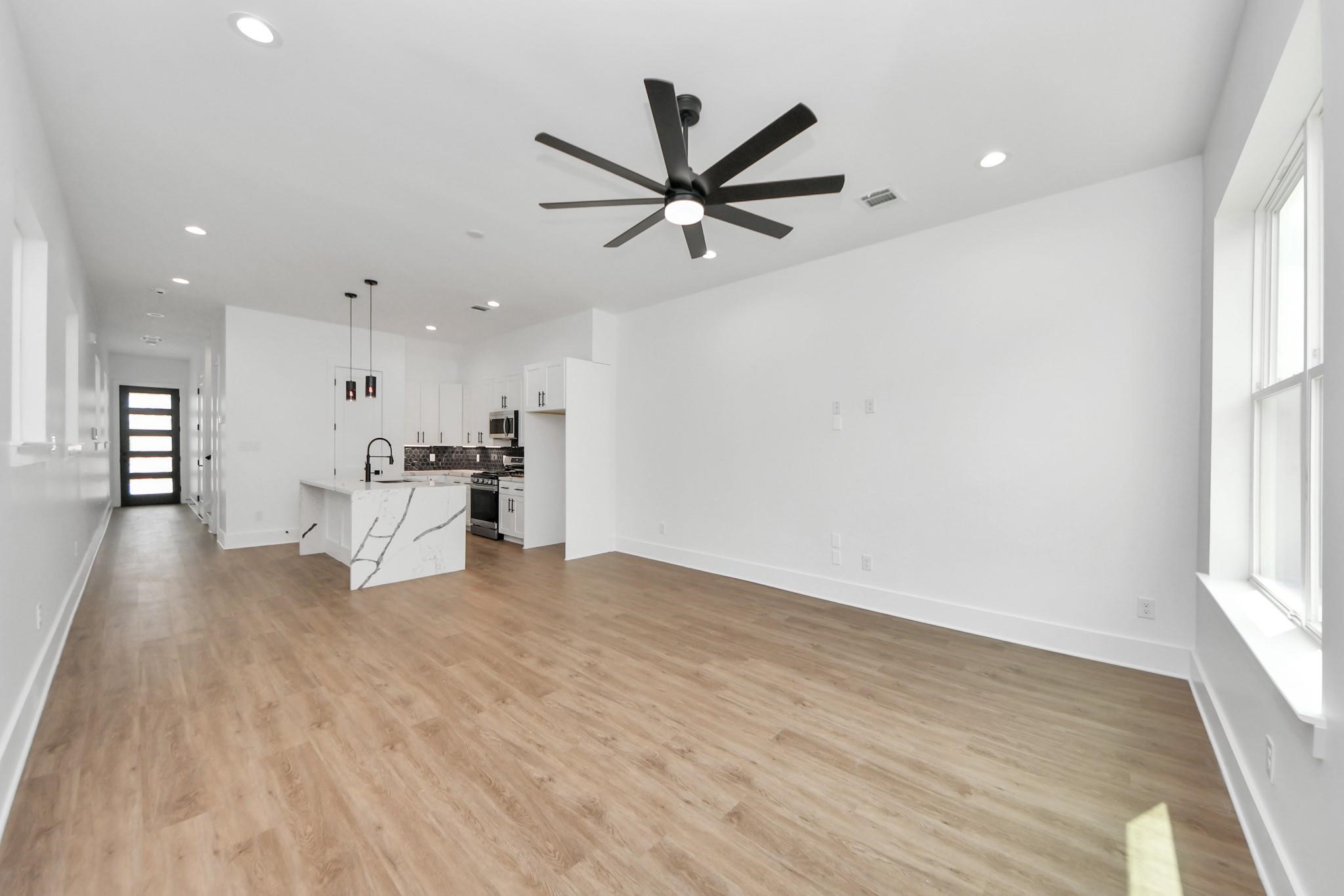 5029 Broom Street C Property Photo 3