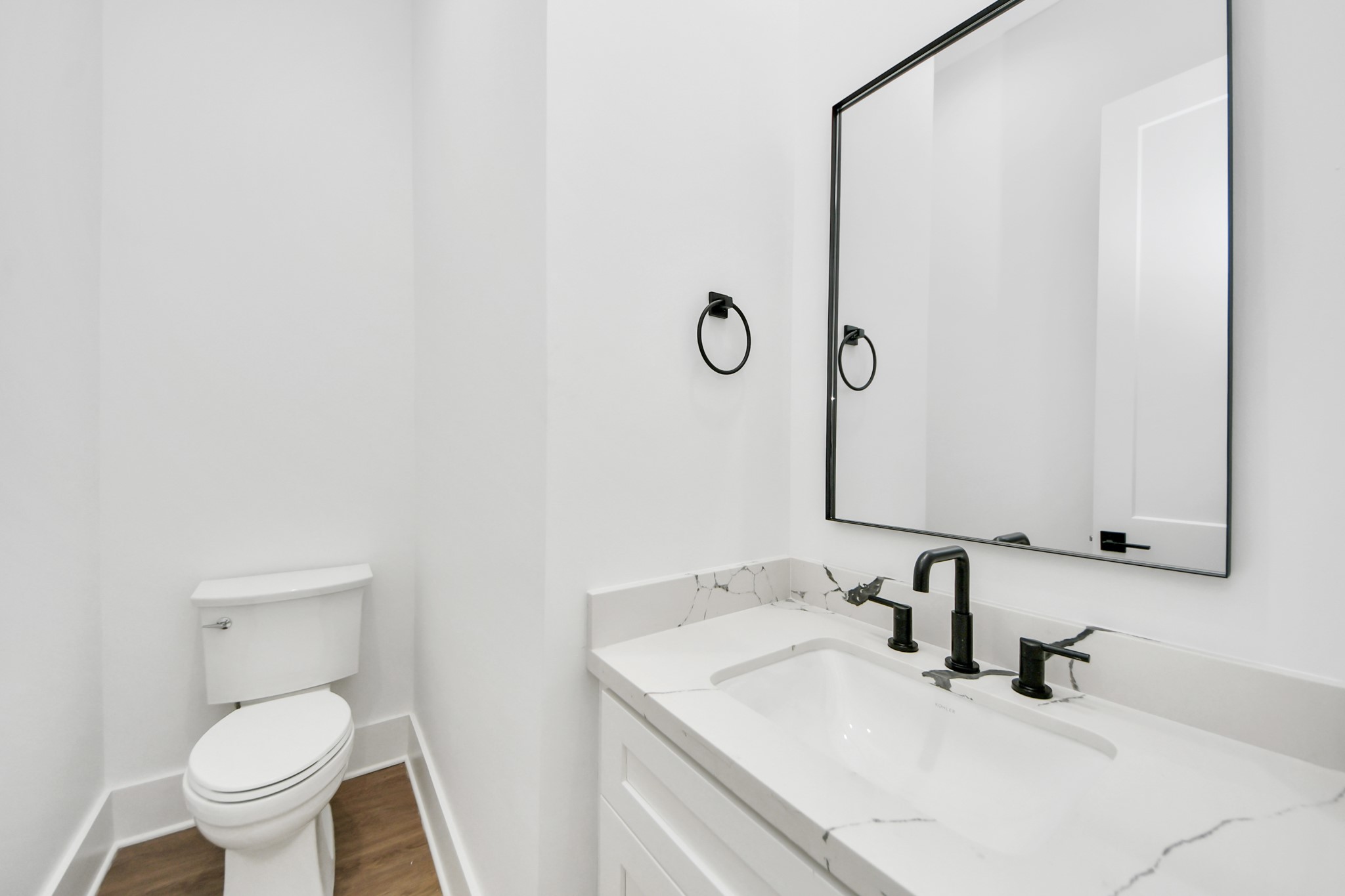 5029 Broom Street C Property Photo 6